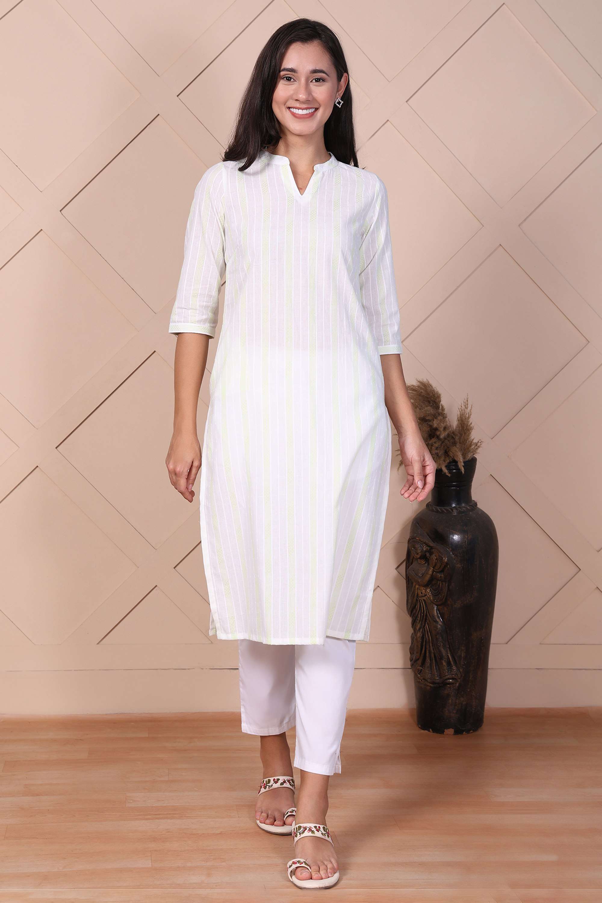 Stripes-Blended-Fabric-Round-Neck-Women-Festive-Wear-Kurta
