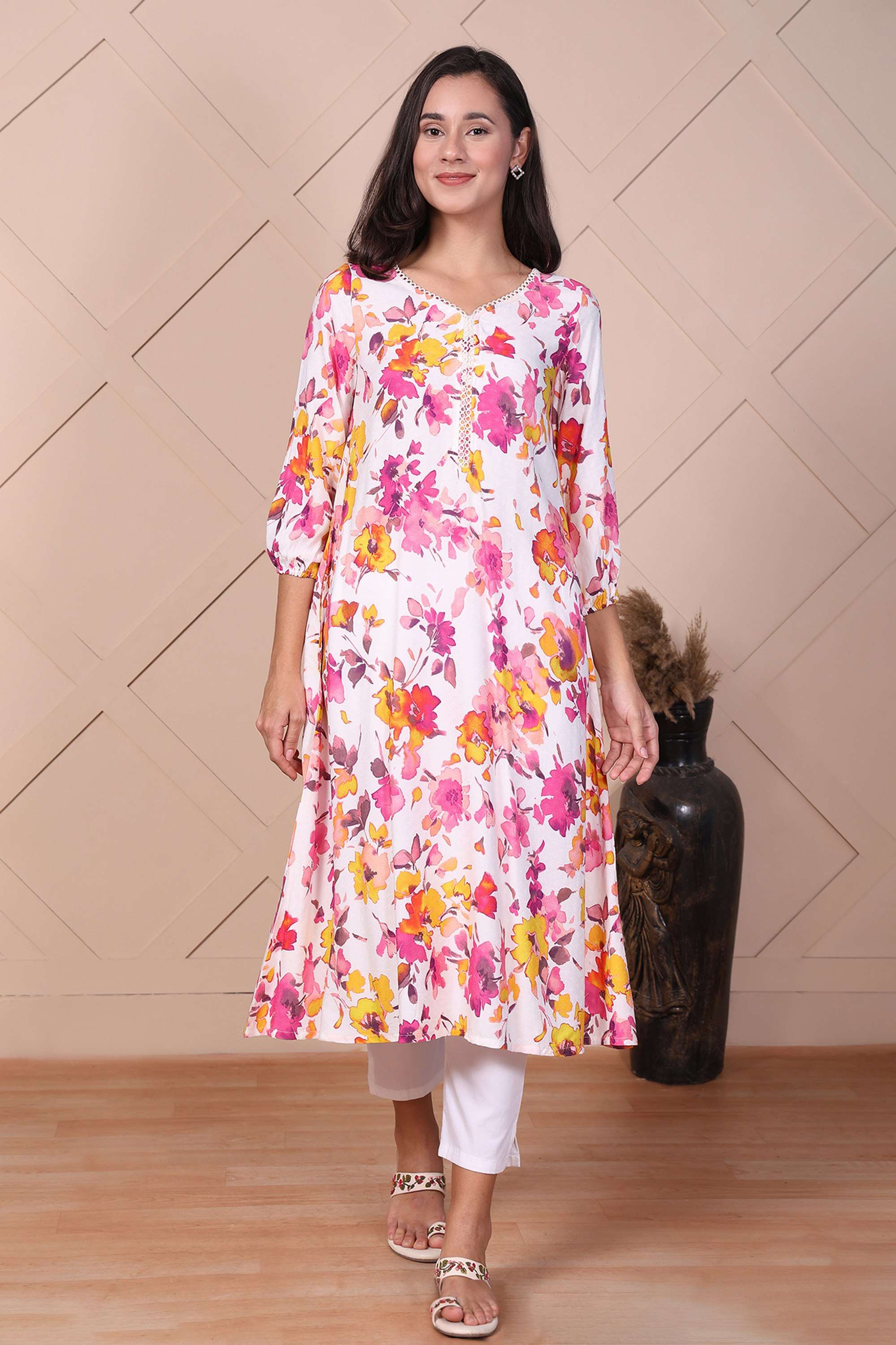Printed-Blended-Fabric-Round-Neck-Women-Festive-Wear-Kurta