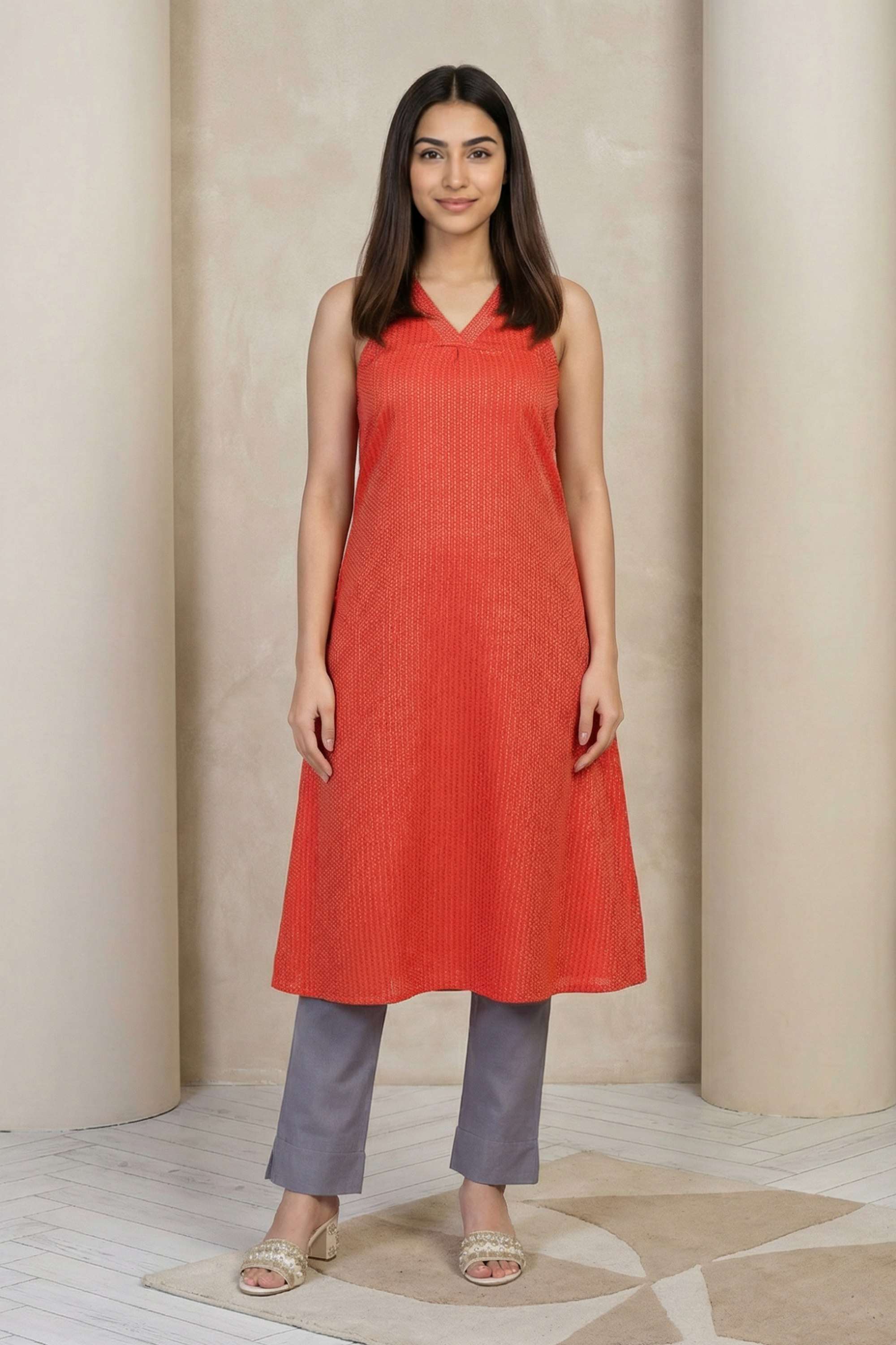Geometric-Print-Viscose-V-Neck-Women-Festive-Wear-Kurta