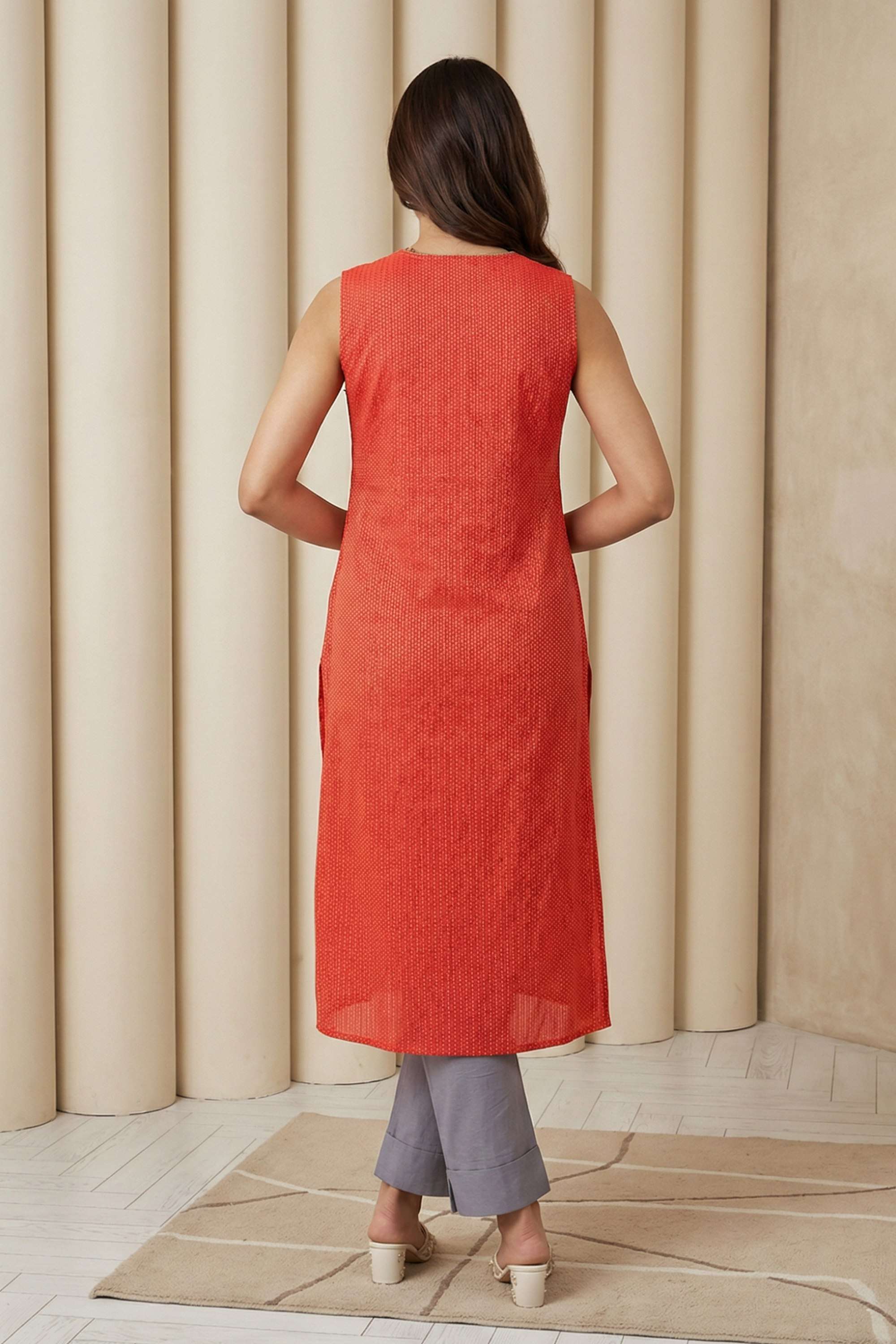 Geometric-Print-Viscose-V-Neck-Women-Festive-Wear-Kurta