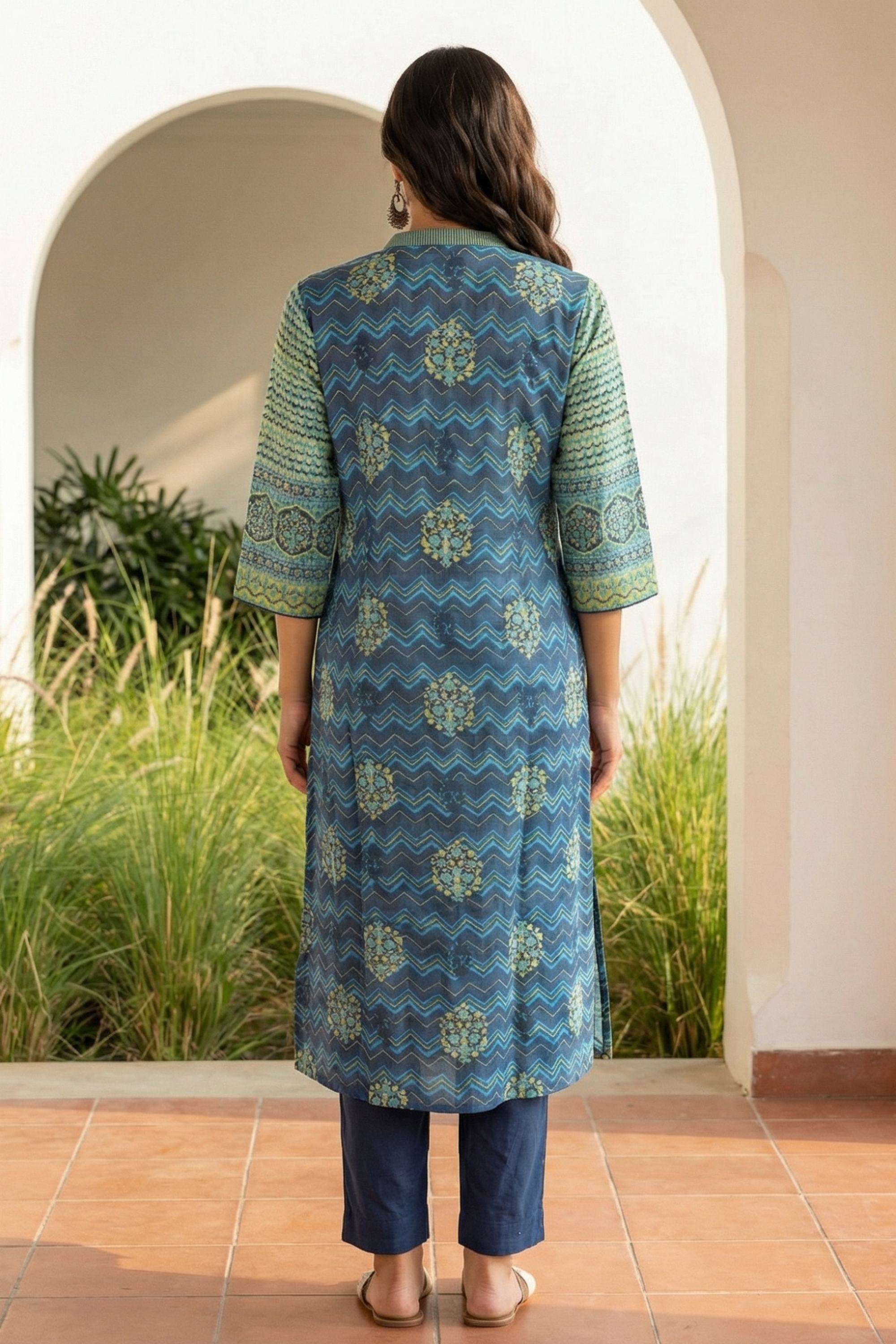 Geometric-Print-Viscose-Round-Neck-Women-s-Top