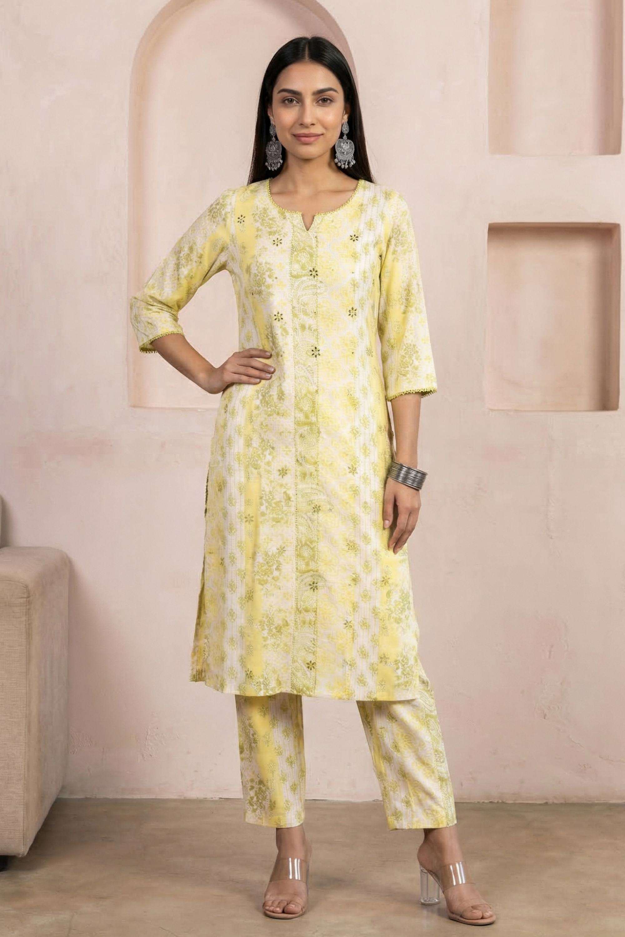 Printed-Rayon-Round-Neck-Women-Kurta-with-Pant