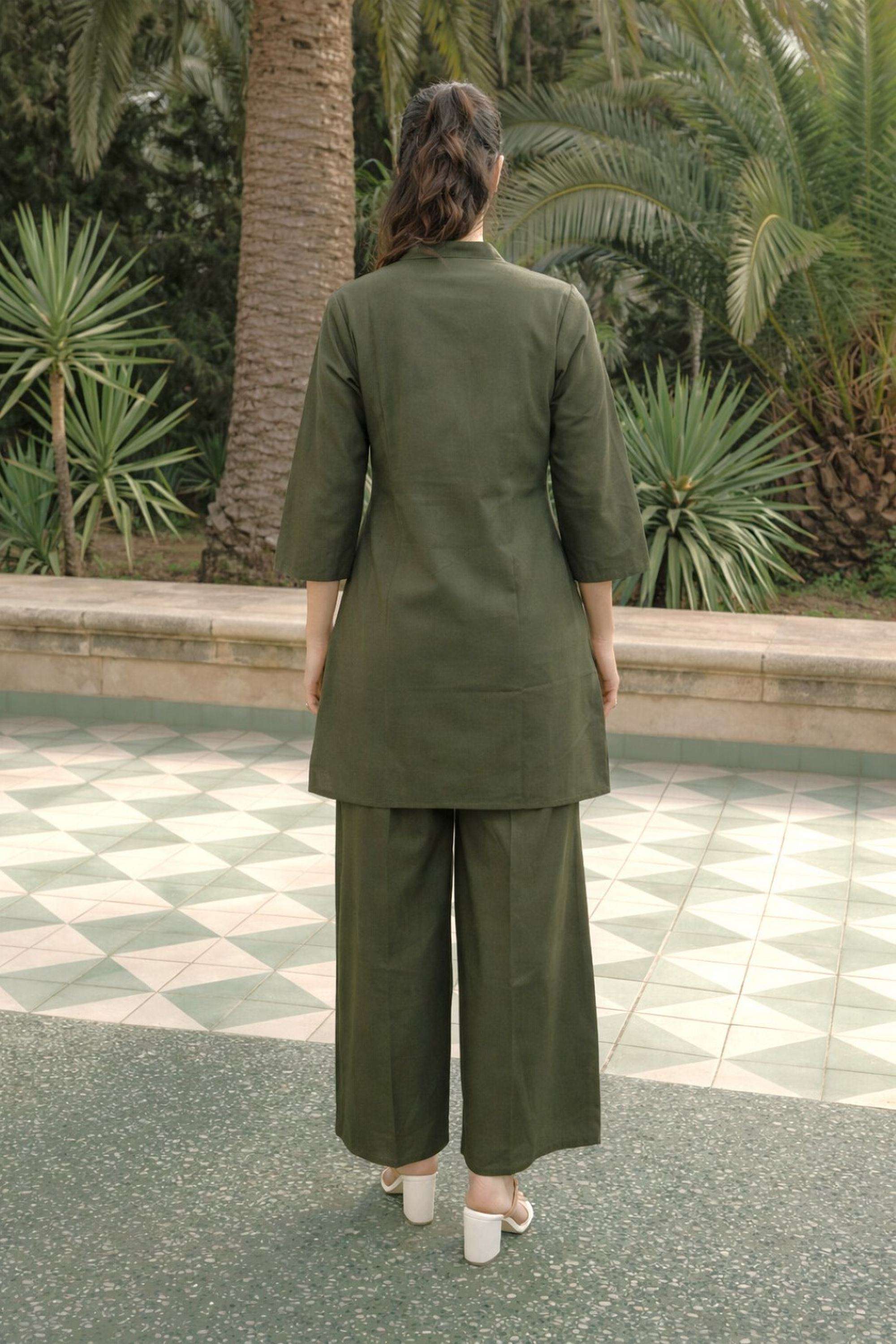 Embroidered-Blended-Fabric-Collared-Women-Kurta-with-Palazzo