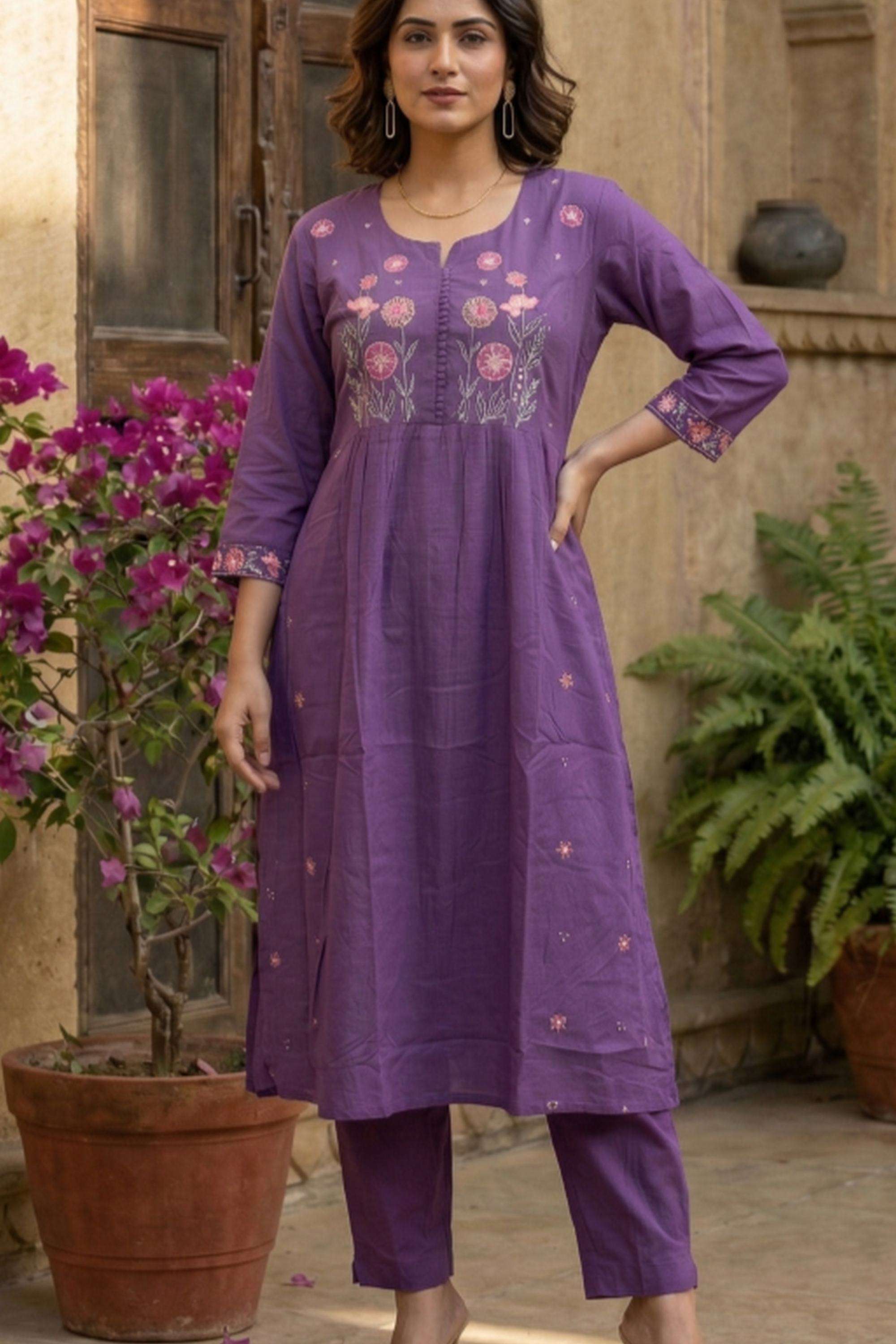 Embroidered-Rayon-Round-Neck-Women-Kurta-with-Pant