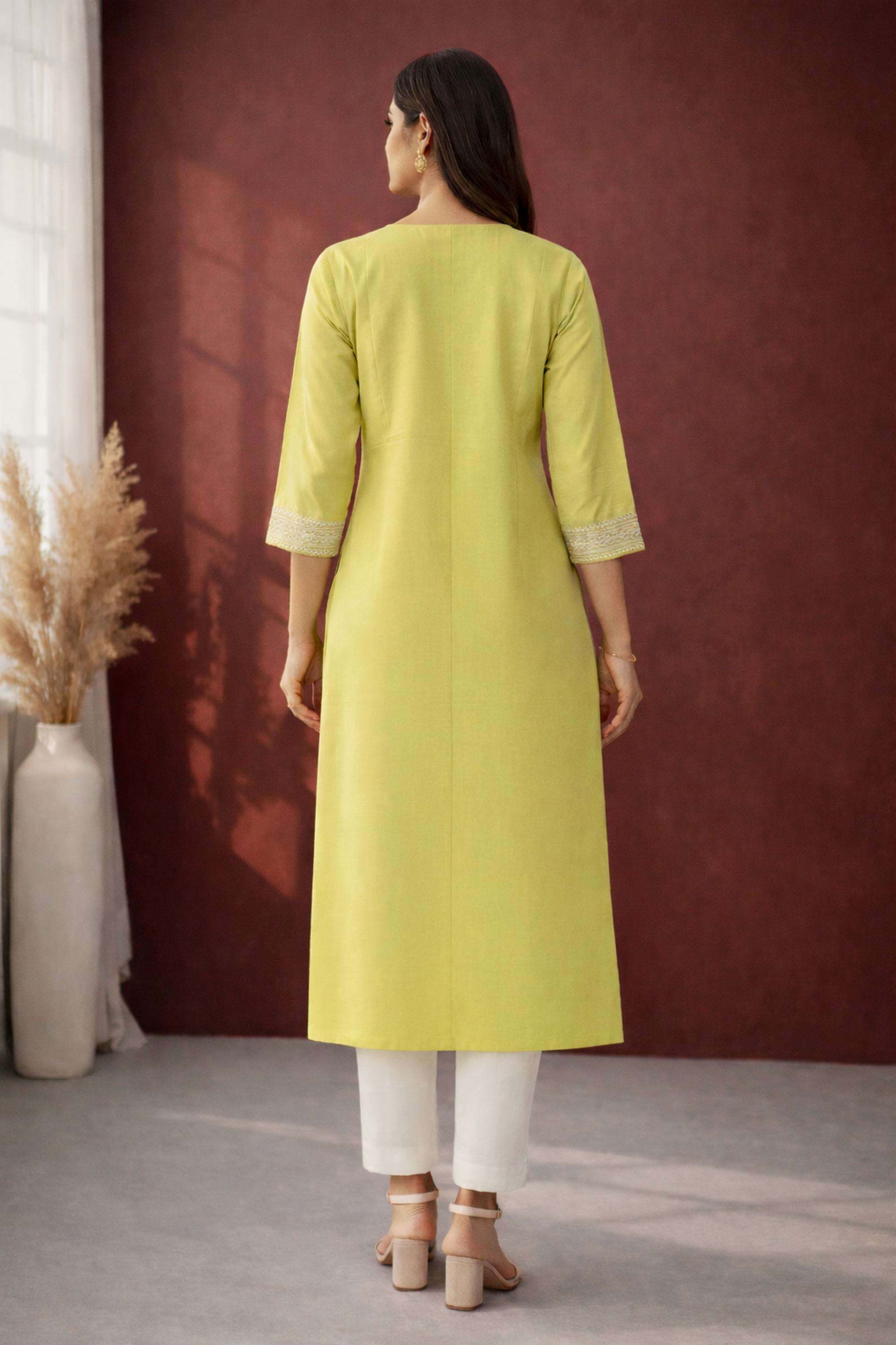 Embroidered-Blended-Fabric-Round-Neck-Women-Festive-Wear-Kurta