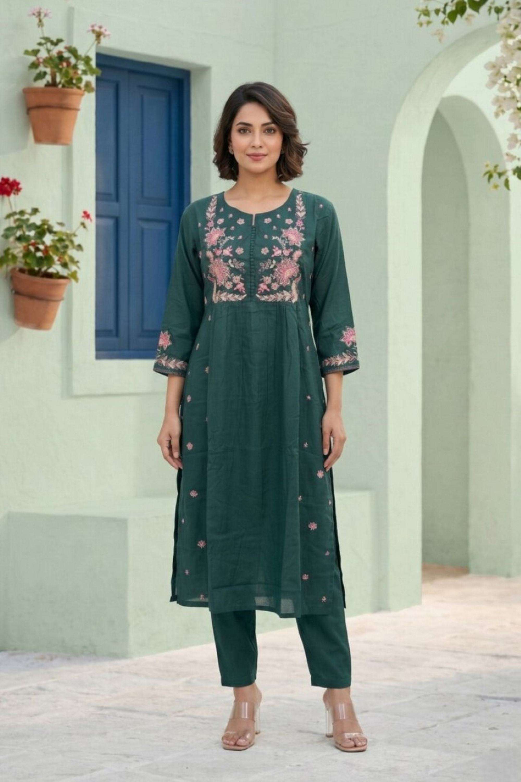 Embroidered-Rayon-Round-Neck-Women-Kurta-with-Pant