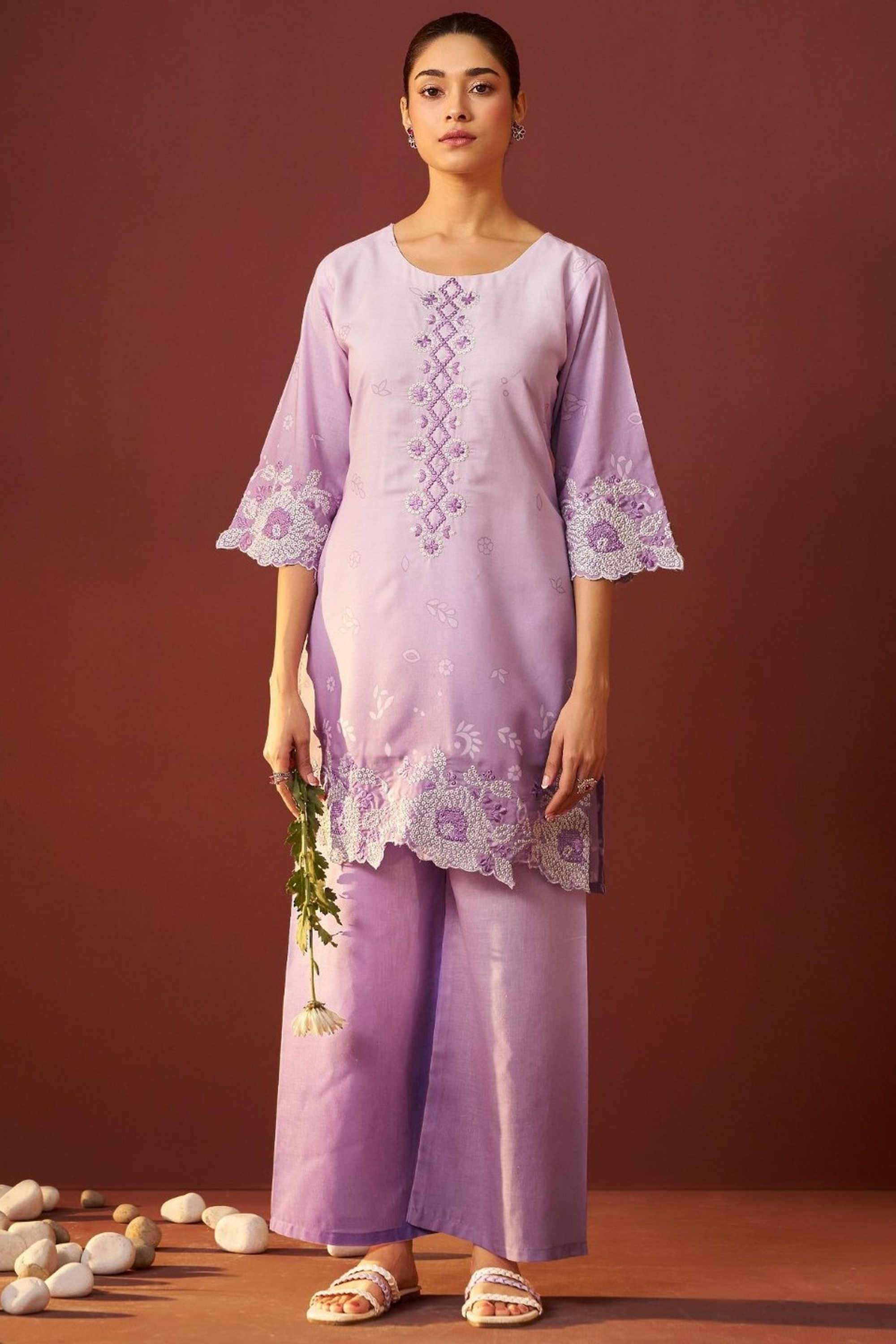 Embroidered-Round-Neck-Cotton-Women-Kurta-with-Palazzo