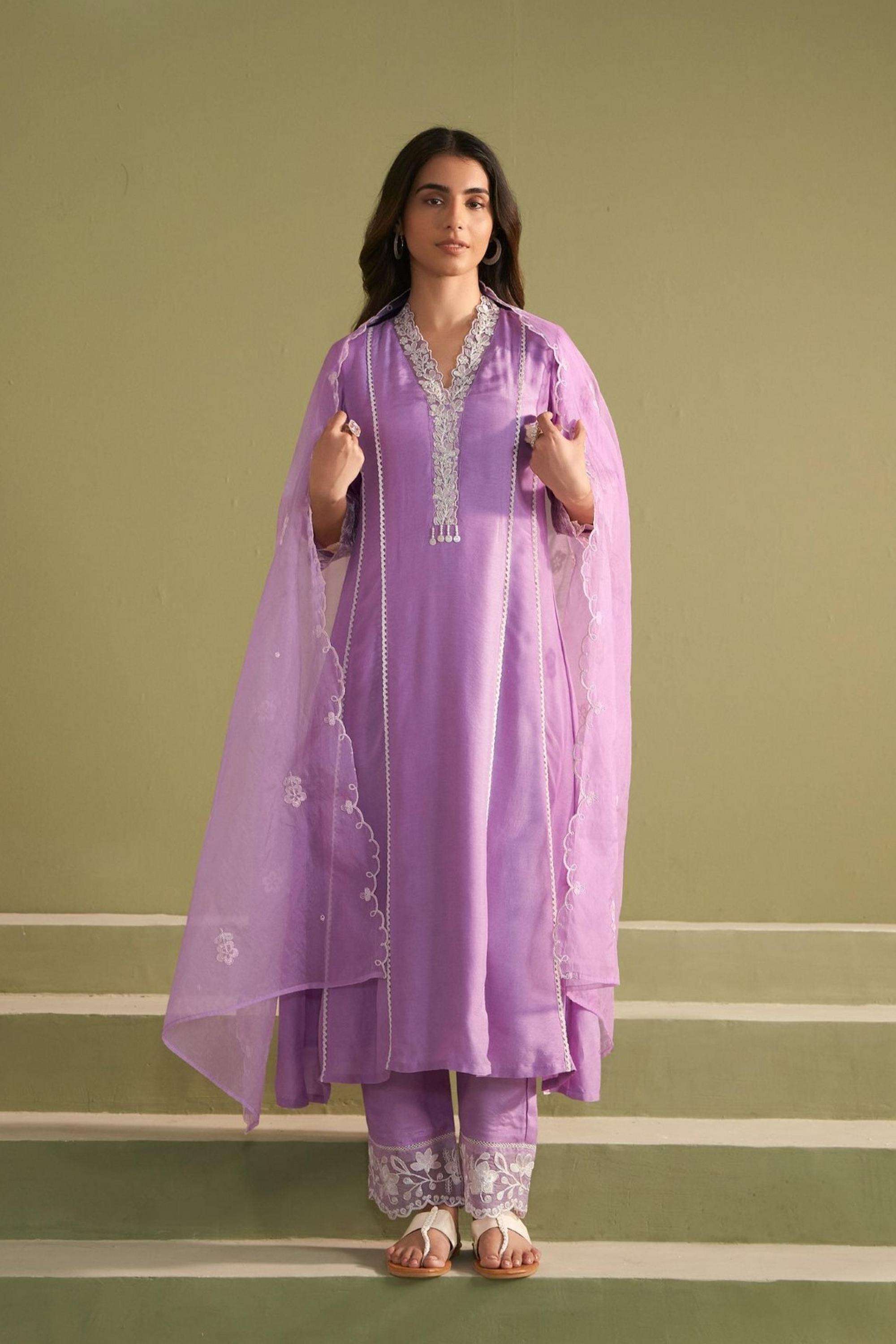 Embroidered-Viscose-V-Neck-Women-Kurta-with-Pant-and-Dupatta