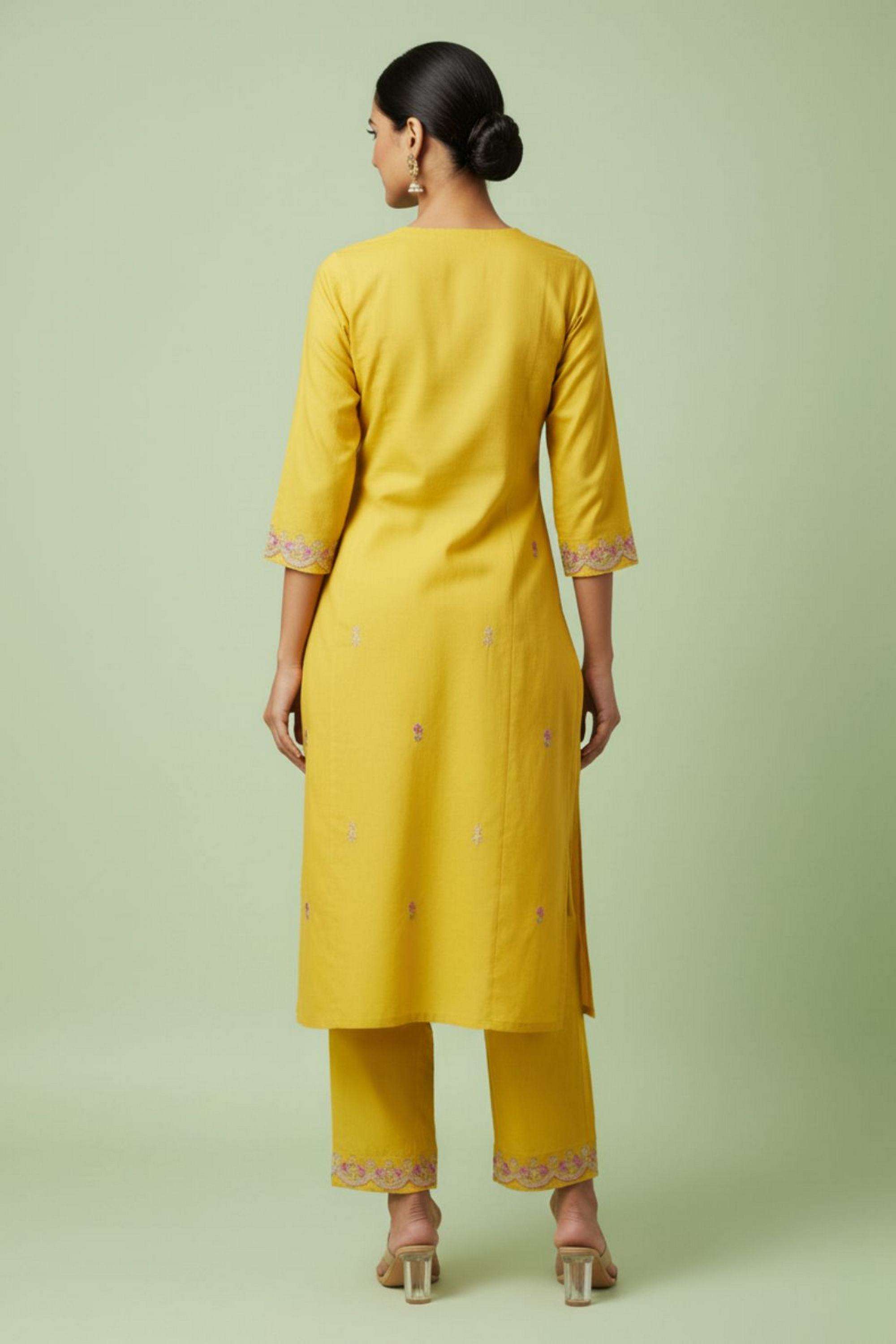 Embroidered-Round-Neck-Viscose-Women-Kurta-with-Pant