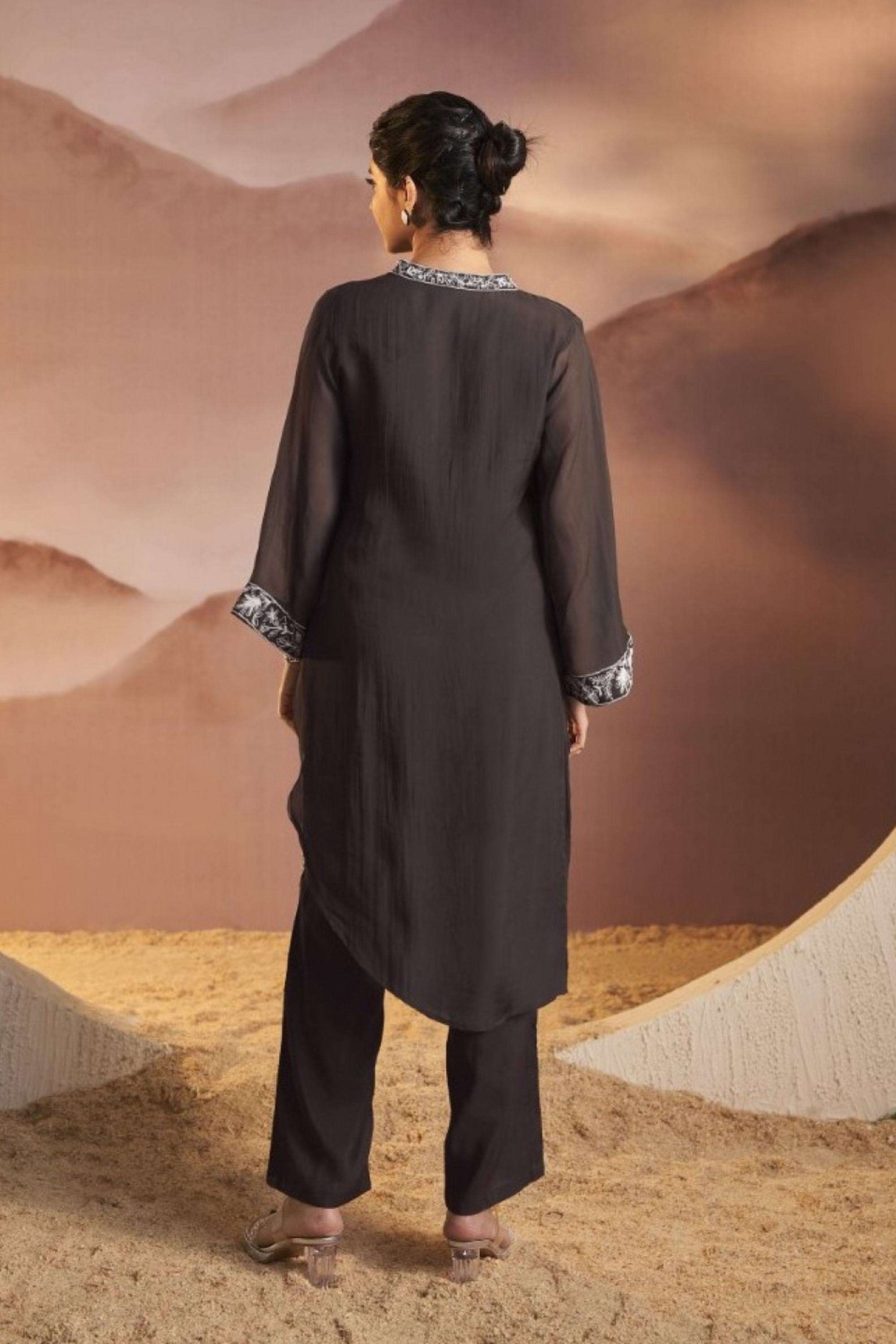 Embroidered-Organza-V-Neck-Women-Kurta-with-Pant