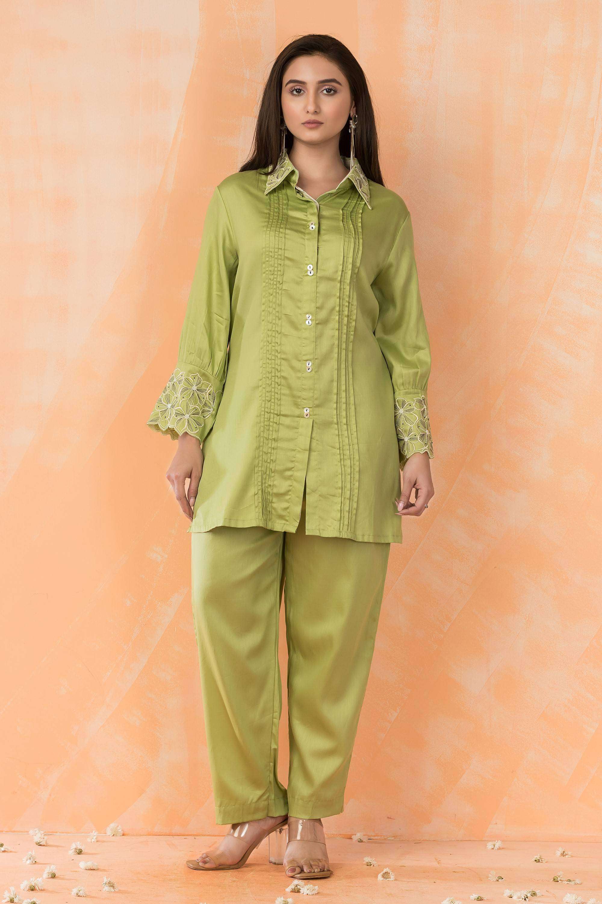 Embroidered-Blended-Fabric-Women-s-Ethnic-Kurta-Set