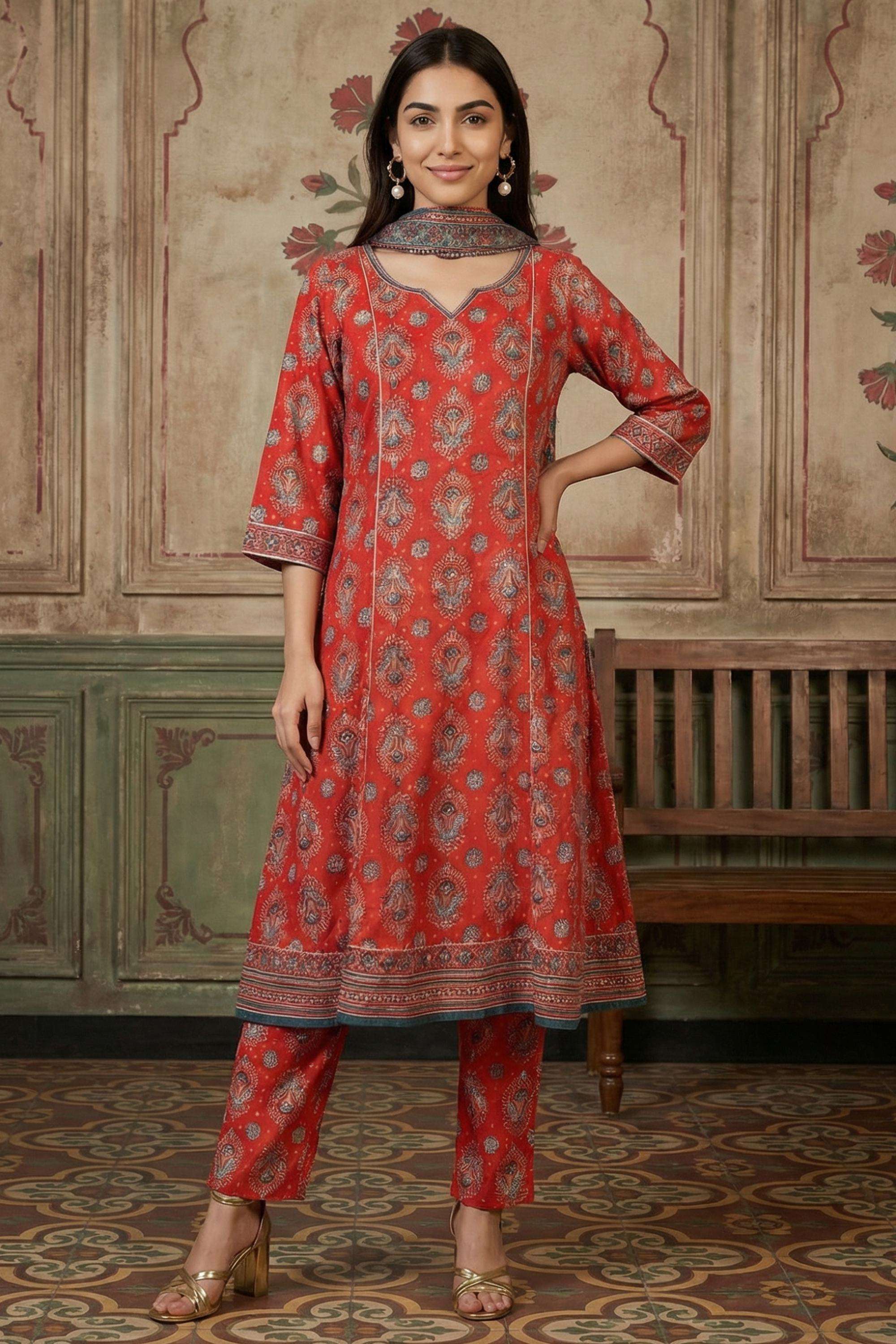 Printed-Rayon-Round-Neck-Women-Kurta-with-Pant-and-Dupatta