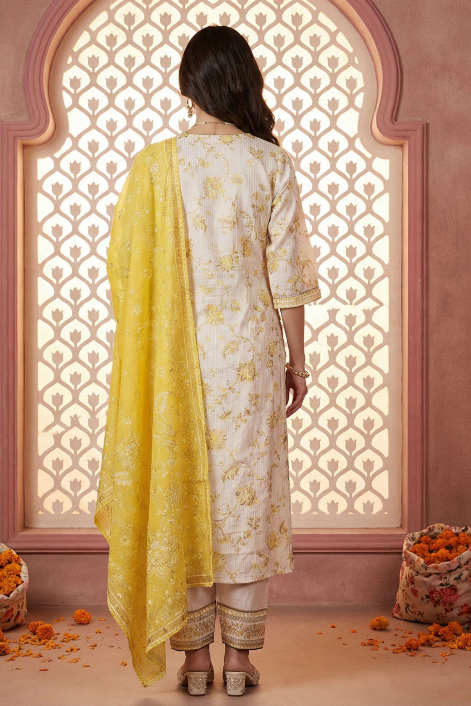Floral-Viscose-Round-Neck-Women-s-Festive-Wear-Kurta-Set