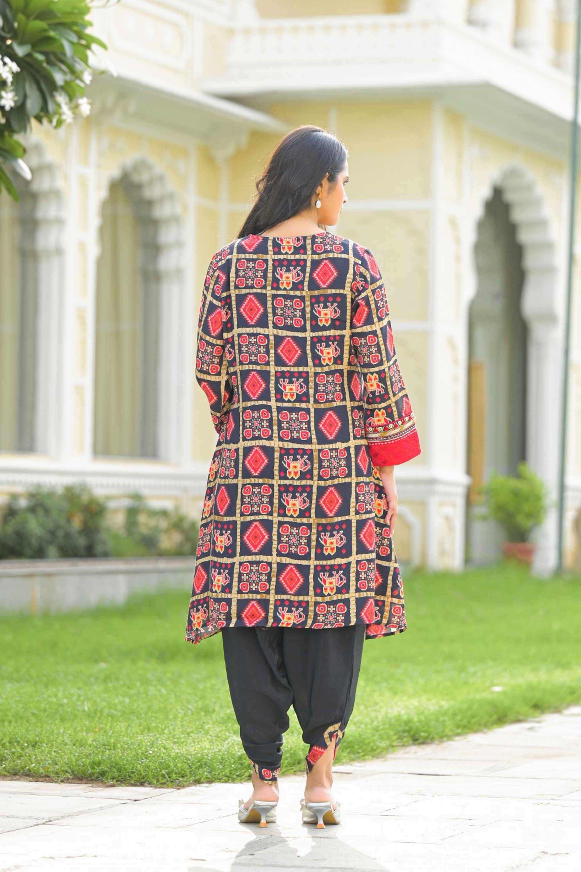 Printed-Square-Neck-Muslin-Women-Kurta-with-Dhoti-Pant