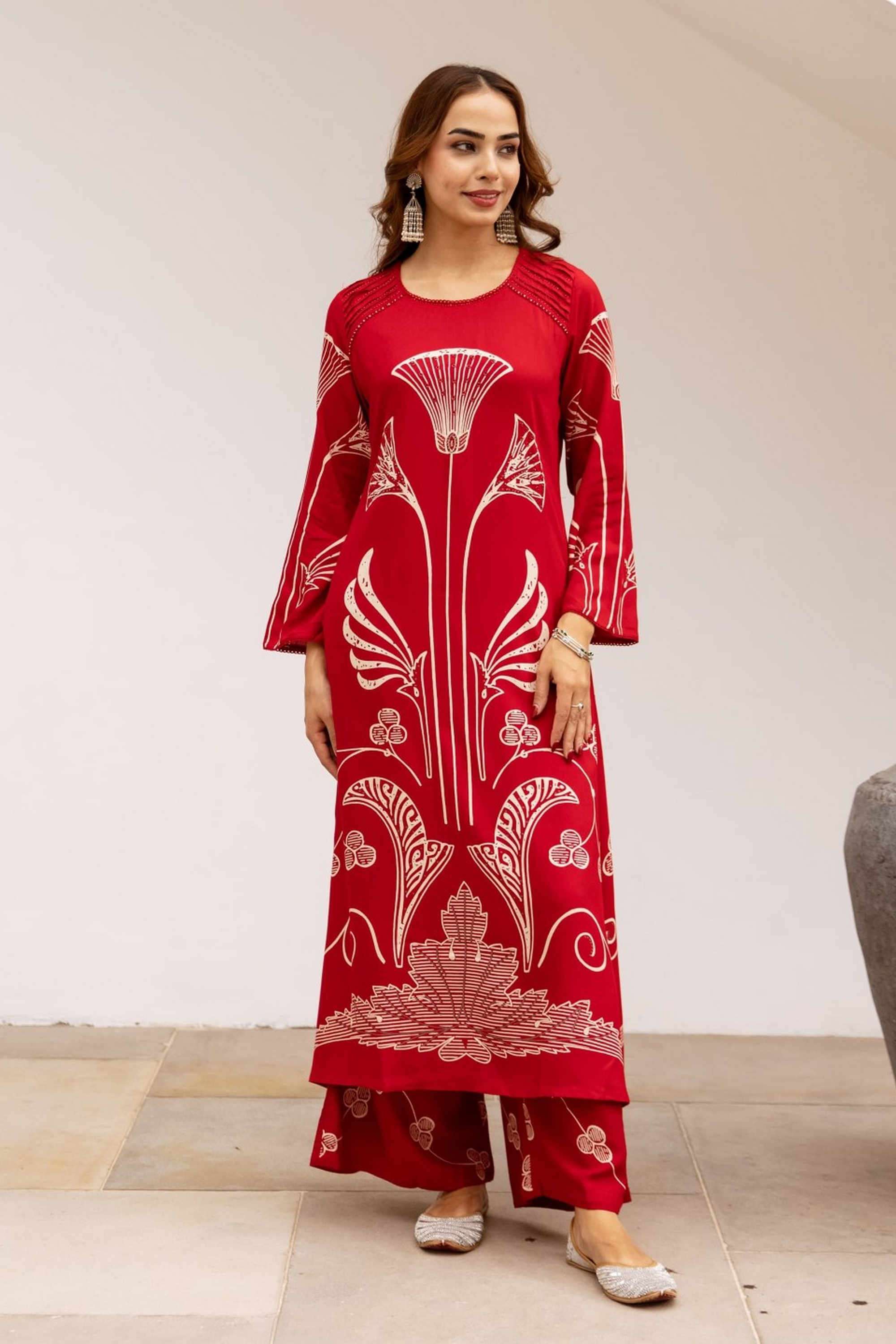 Printed-Round-Neck-Cotton-Women-Kurta-with-Palazzo