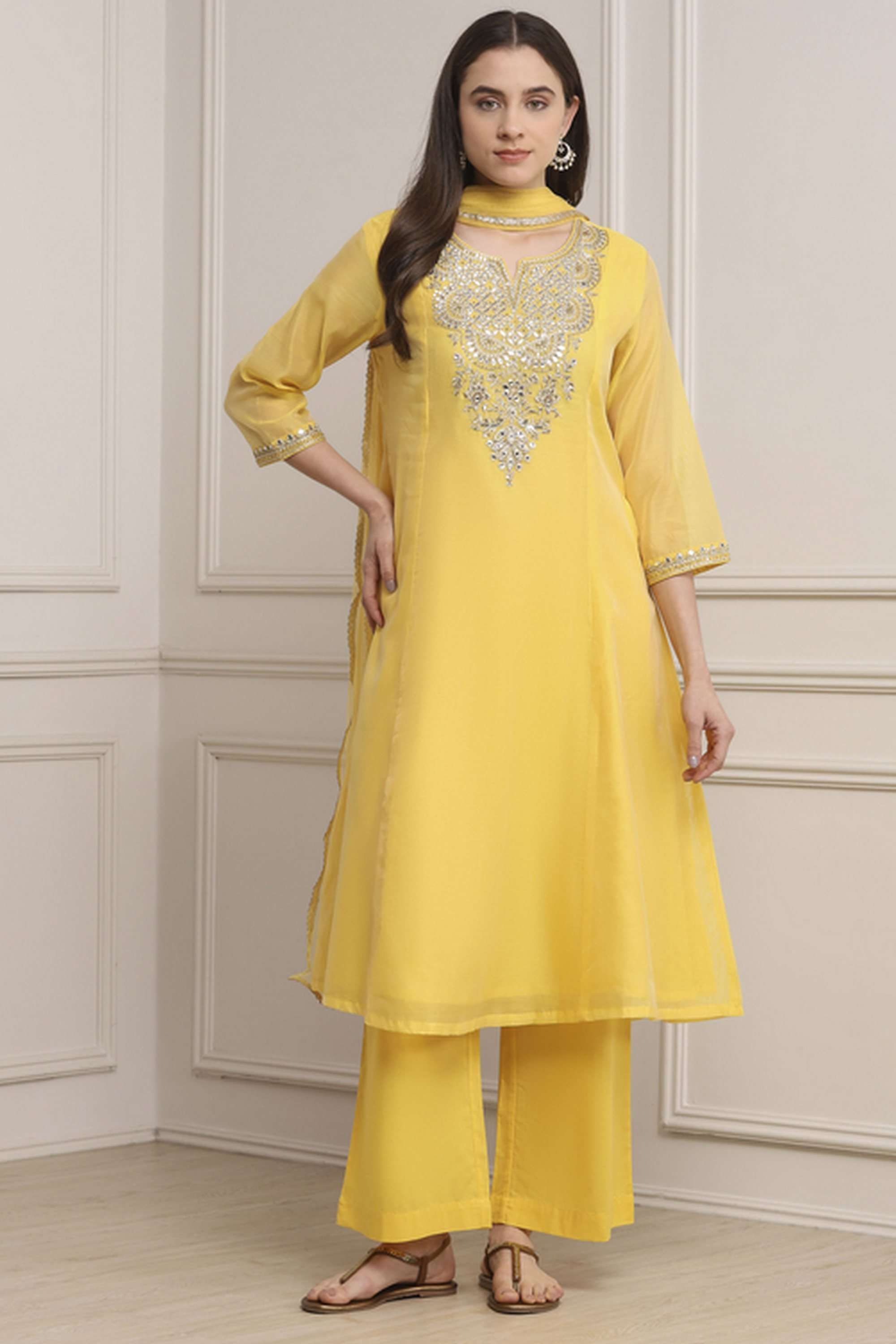 Textured-Polyester-Women-Kurta-with-Palazzo-and-Dupatta