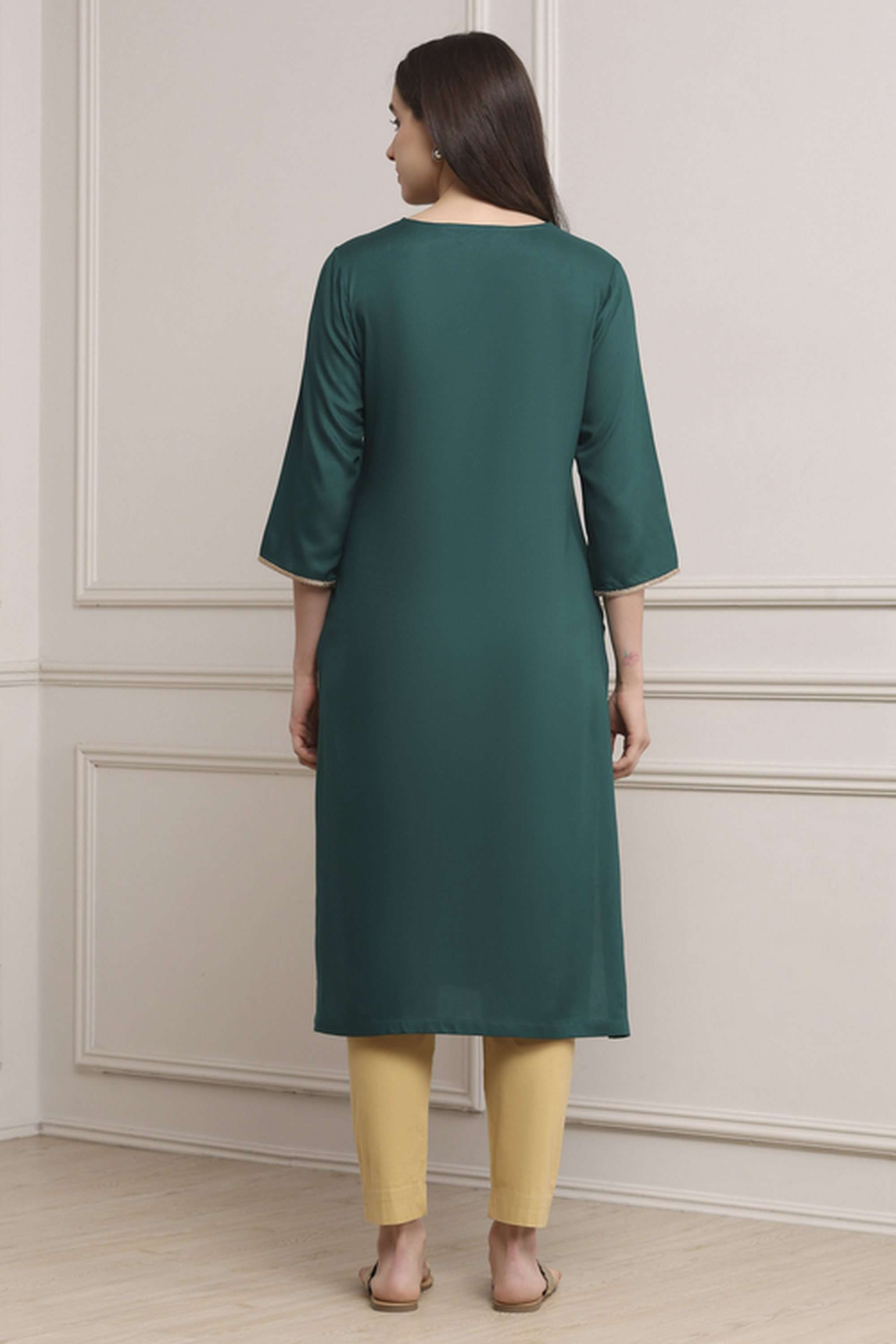 Textured-Rayon-Women-Festive-Wear-Kurta
