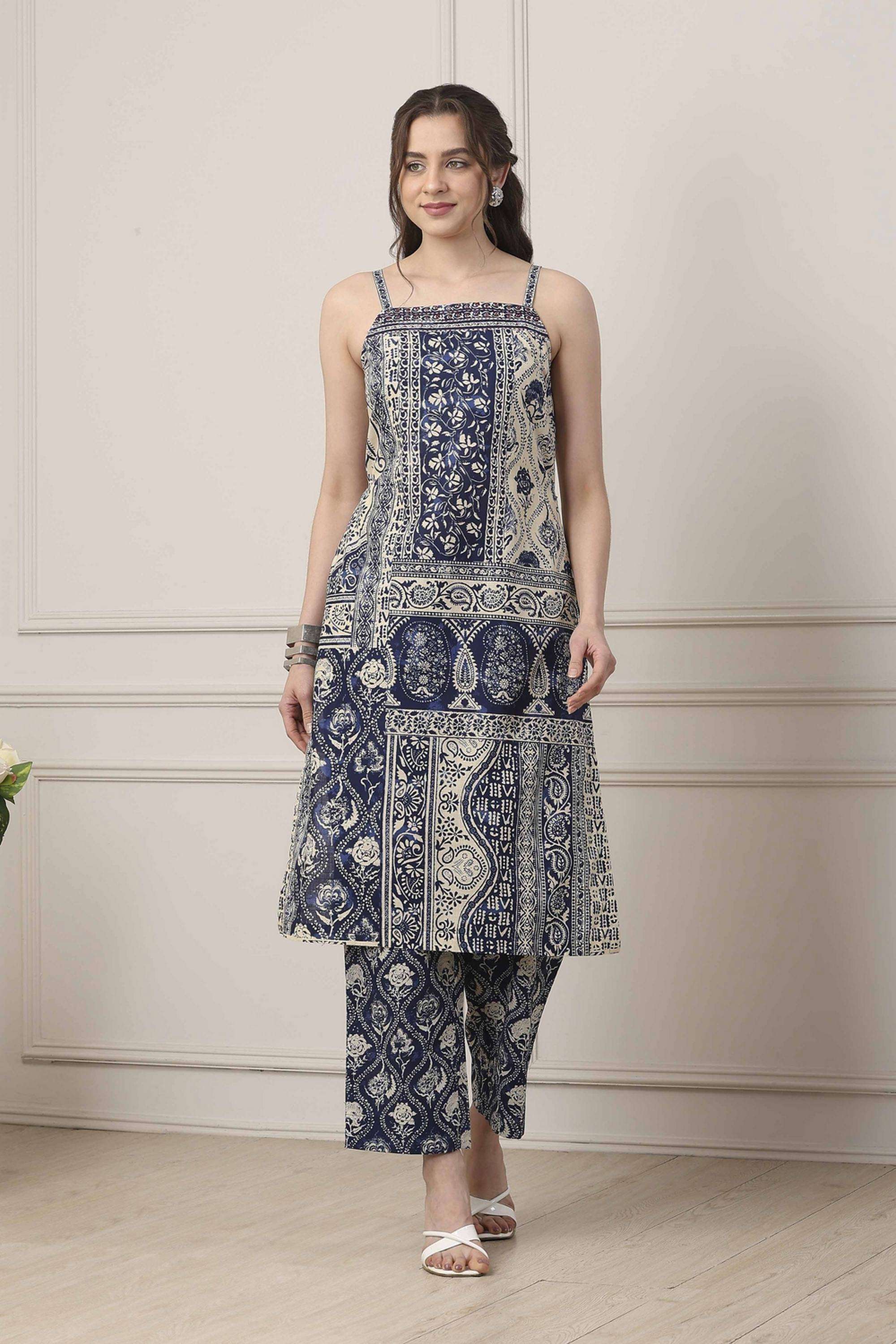 Printed-Cotton-Square-Neck-Women-Kurta-with-Pant