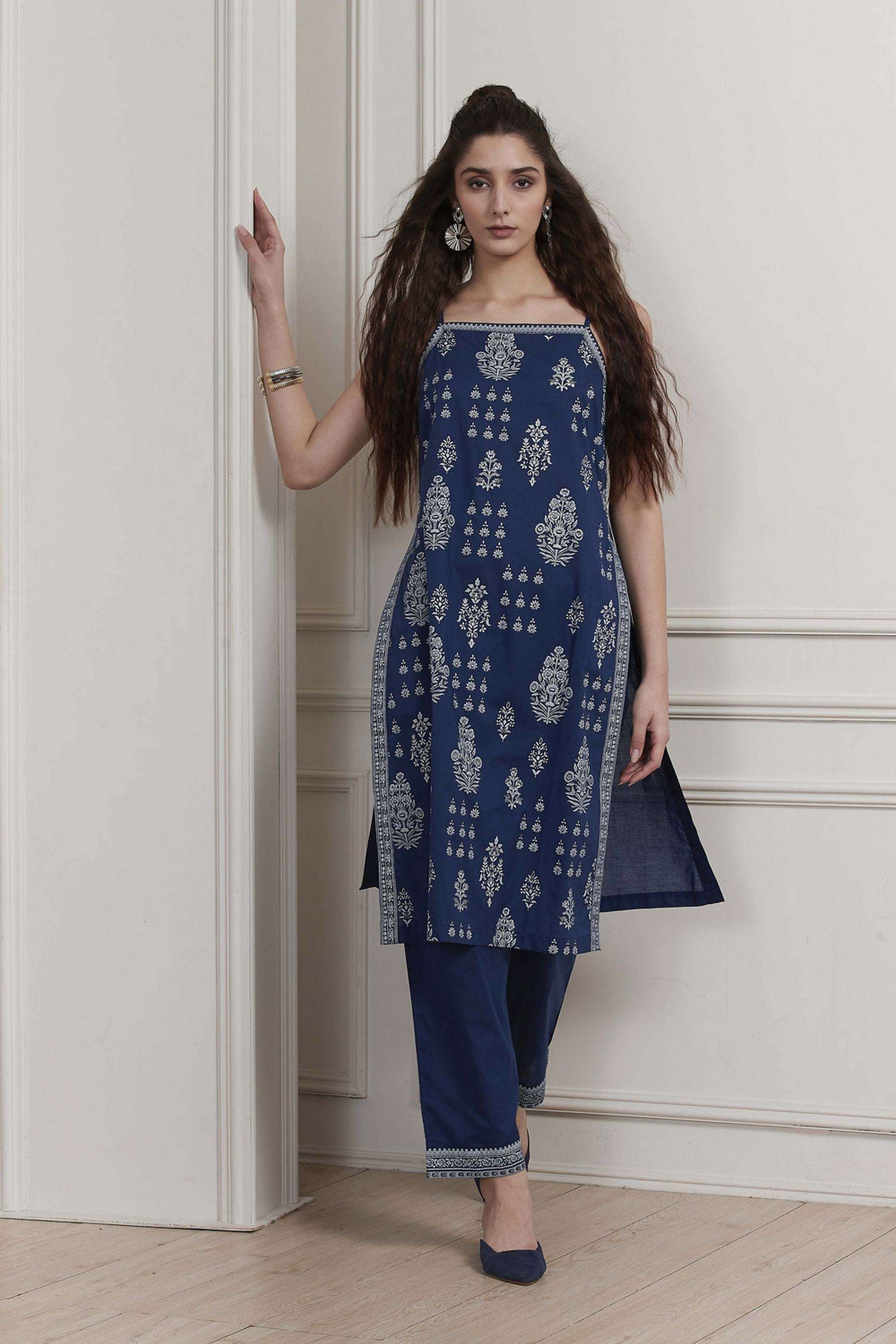 Printed-Cotton-Square-Neck-Women-Kurta-with-Leggings