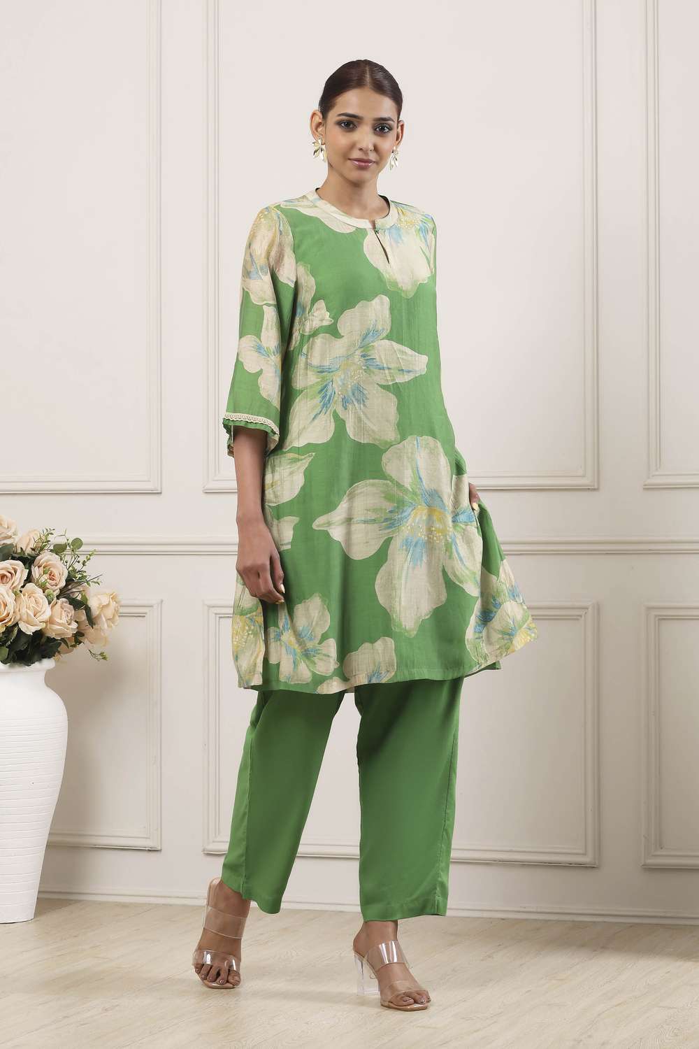 Textured-Viscose-Women-s-Festive-Wear-Kurta-Set