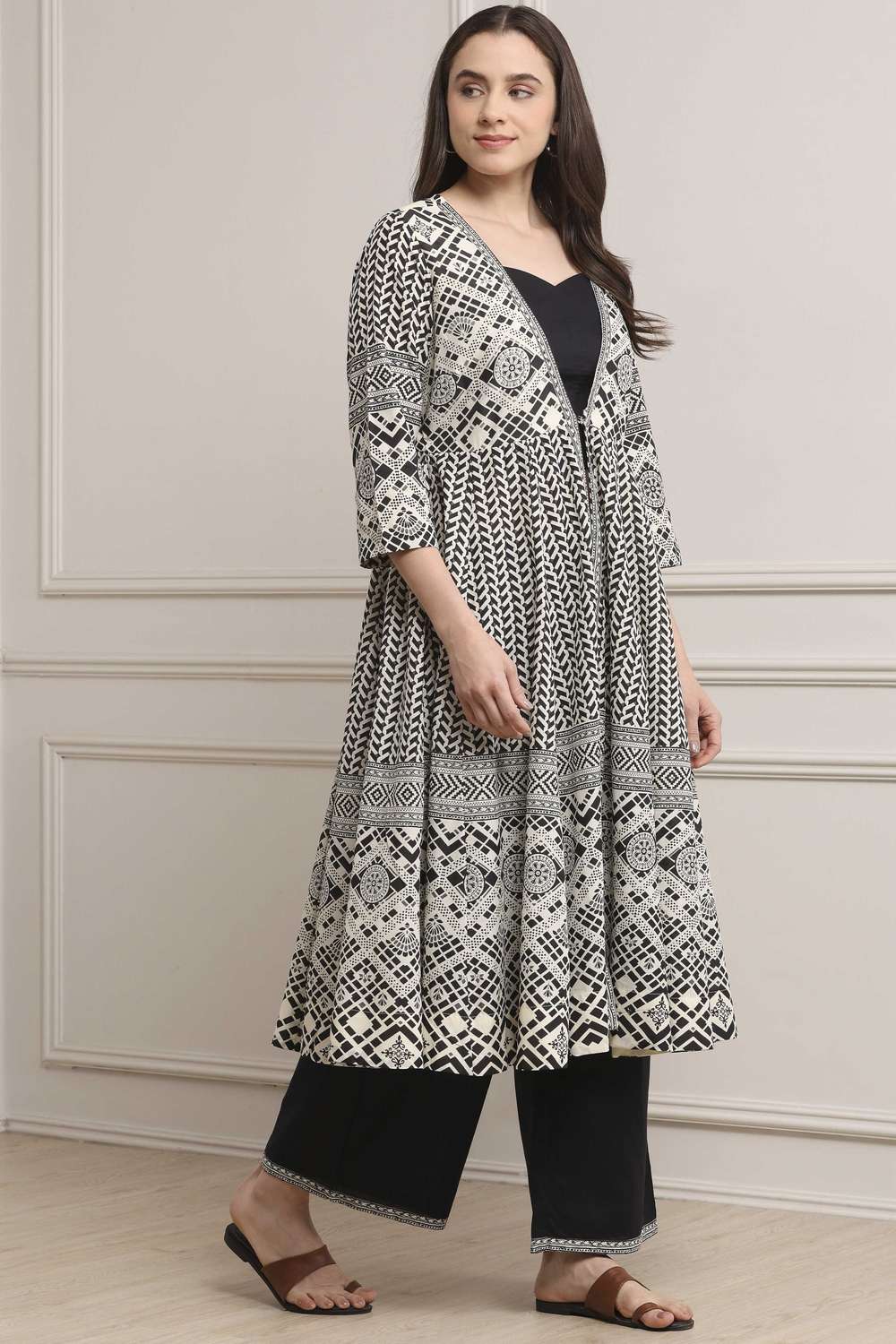 Textured-Cotton-Women-s-Festive-Wear-Kurta-Set