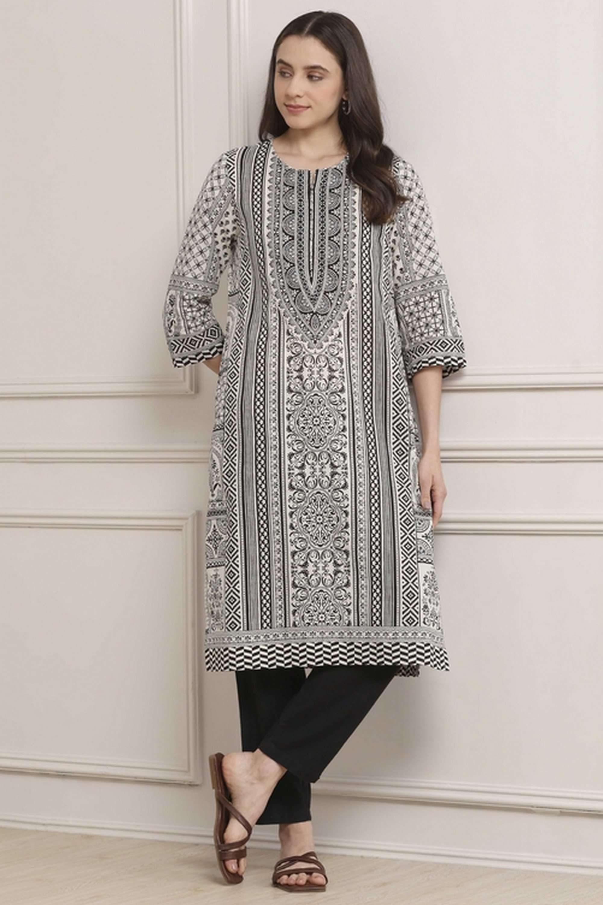 Textured-Cotton-Women-Festive-Wear-Kurti