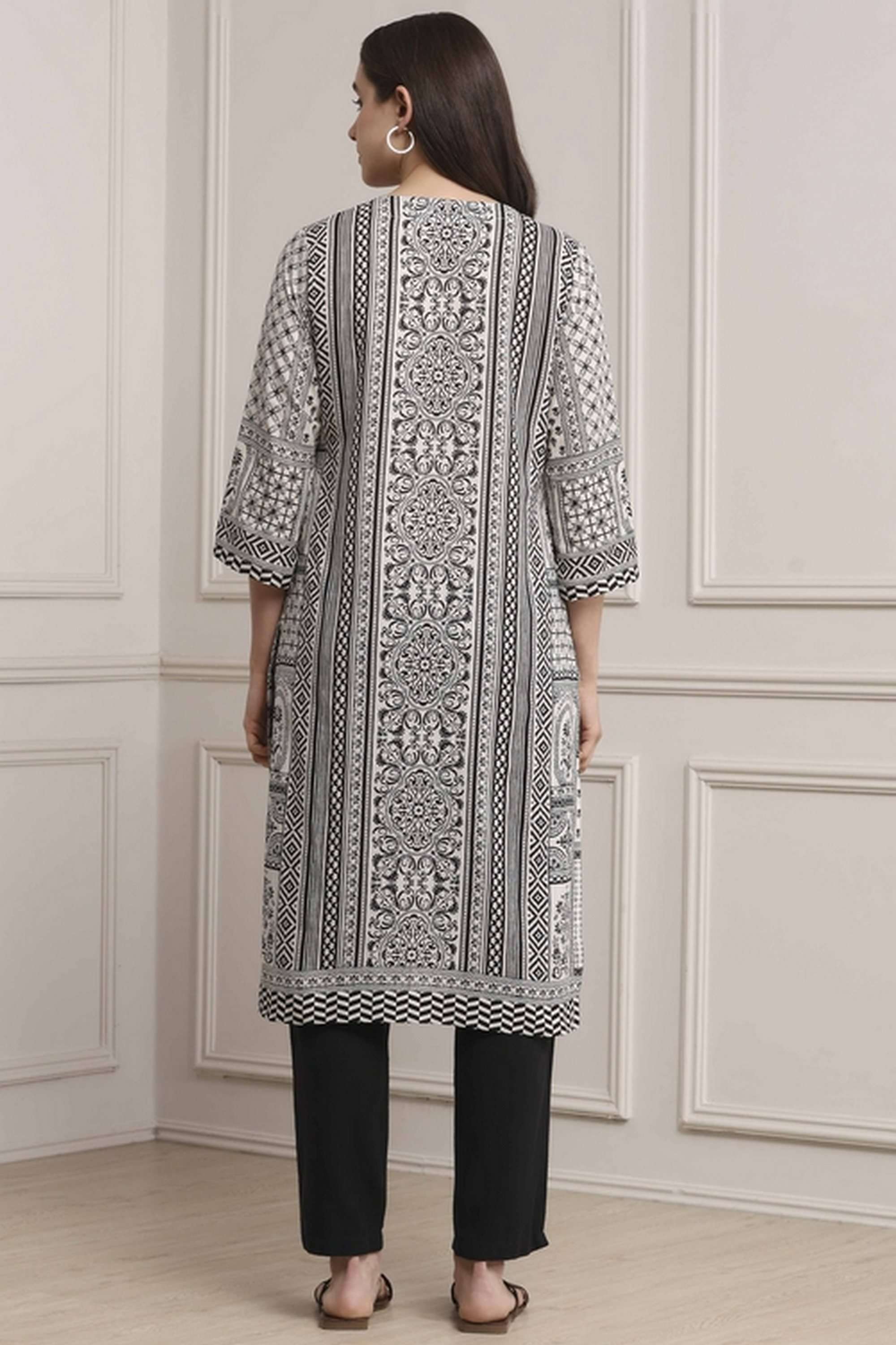 Textured-Cotton-Women-Festive-Wear-Kurti