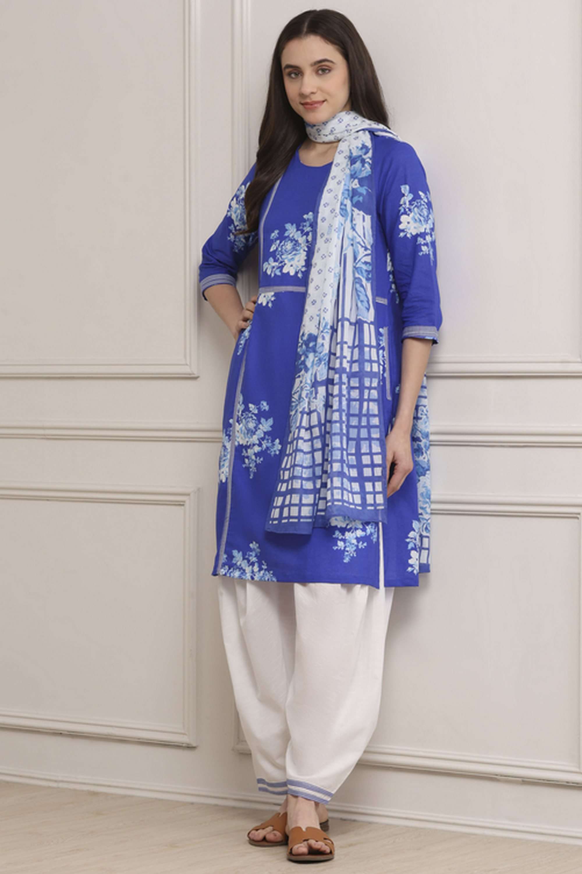 Textured-Cotton-Women-Kurta-with-Salwar-and-Dupatta