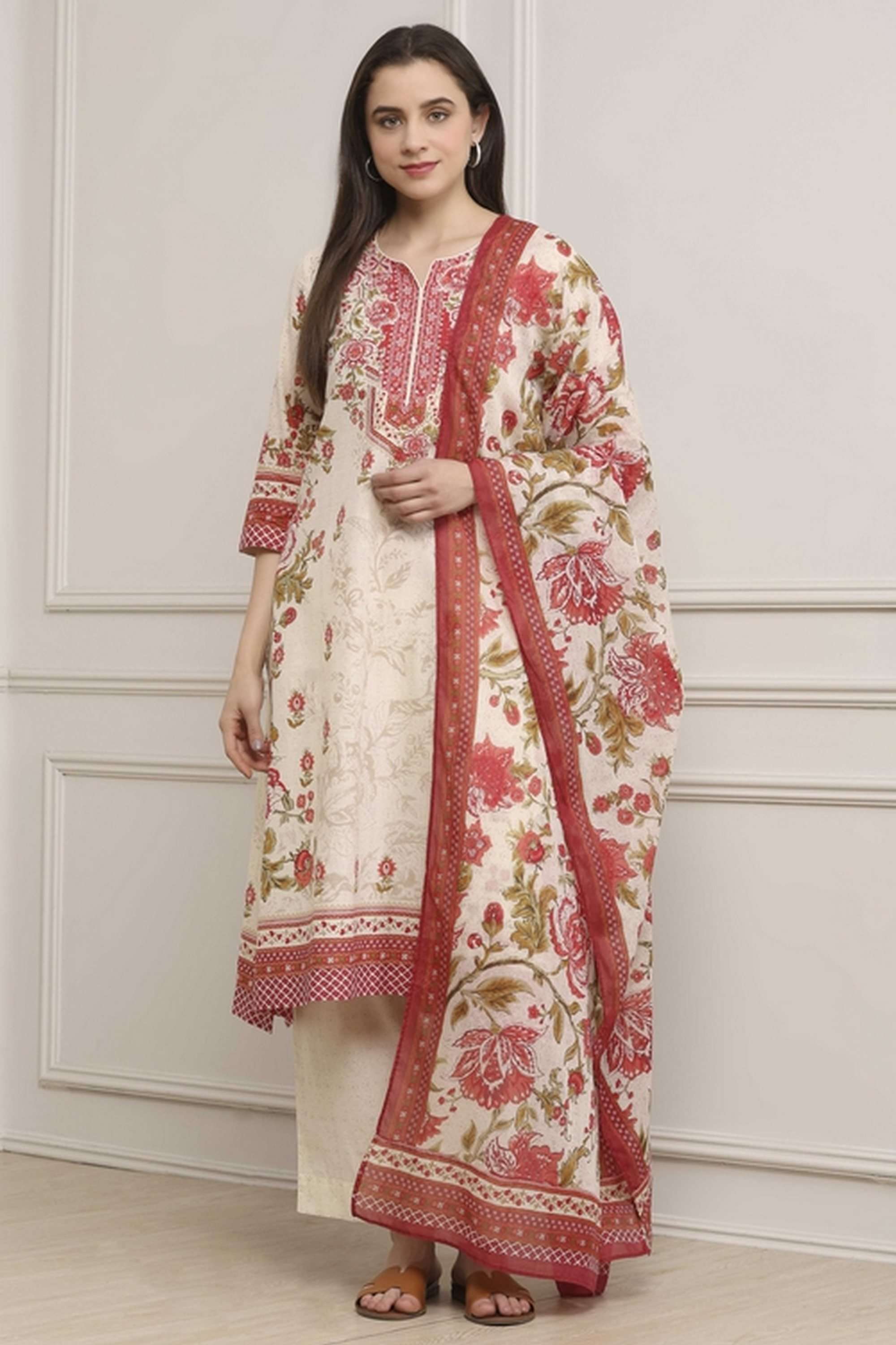 Textured-Cotton-Women-Kurta-with-Palazzo-and-Dupatta