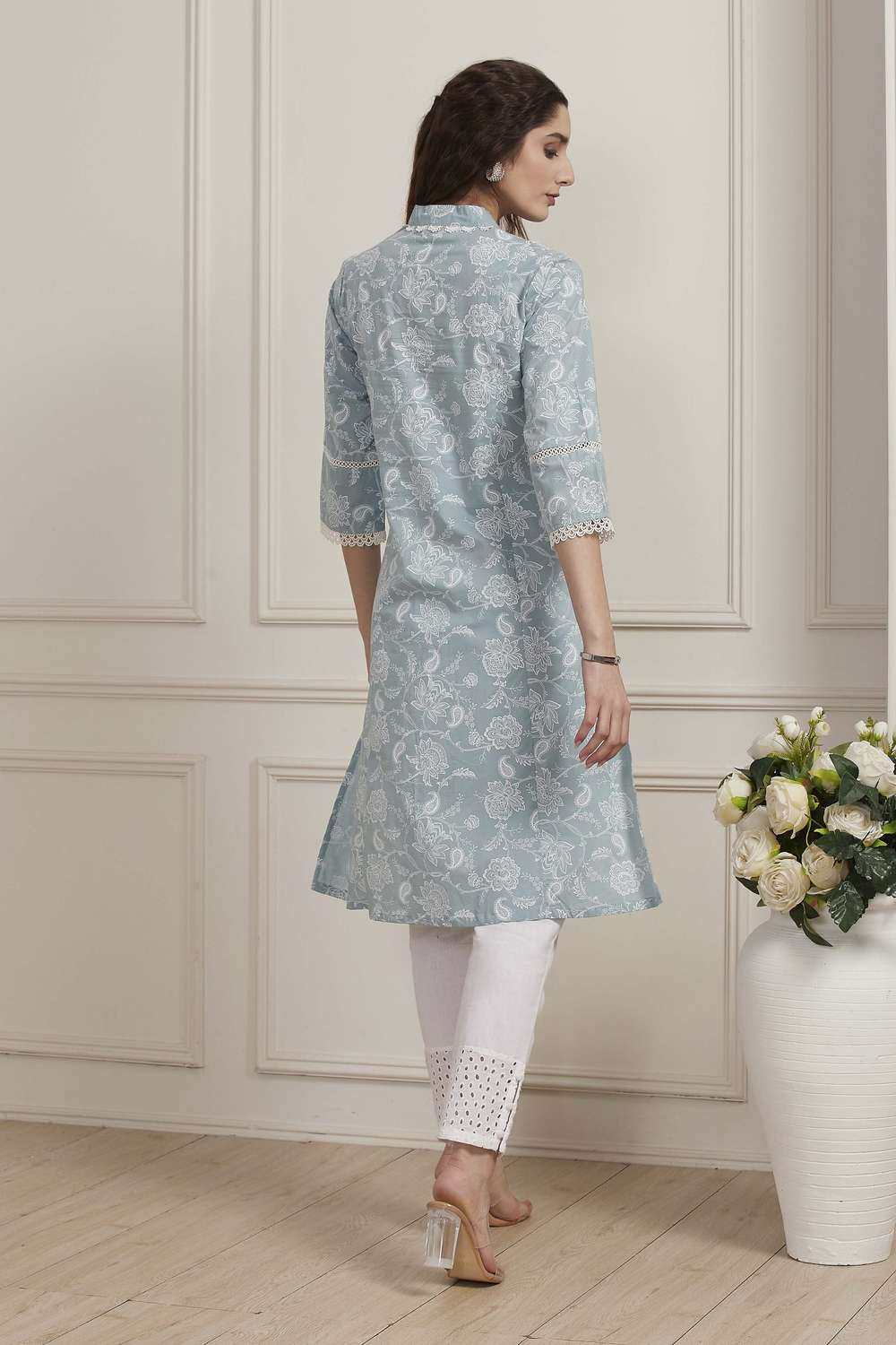 Floral-Cotton-V-Neck-Women-Kurta