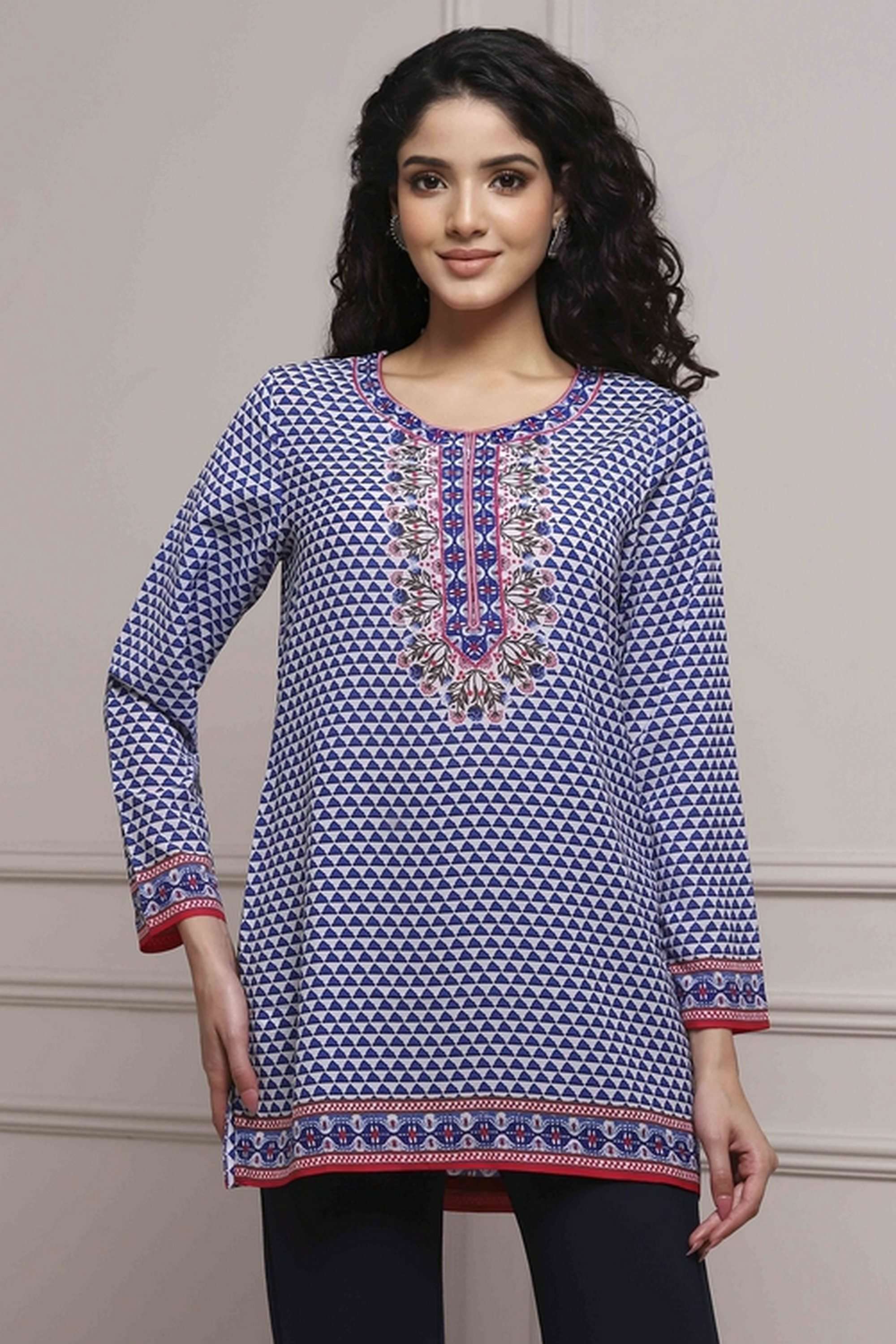 Textured-Polyester-Women-Festive-Wear-Kurti