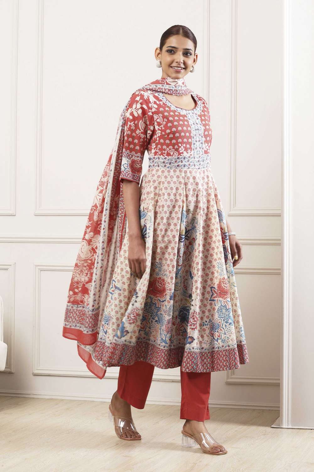 Textured-Cotton-Women-s-Festive-Wear-Kurta-Set