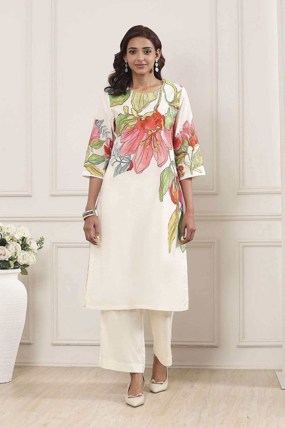 Textured-Cotton-Women-s-Festive-Wear-Kurta-Set