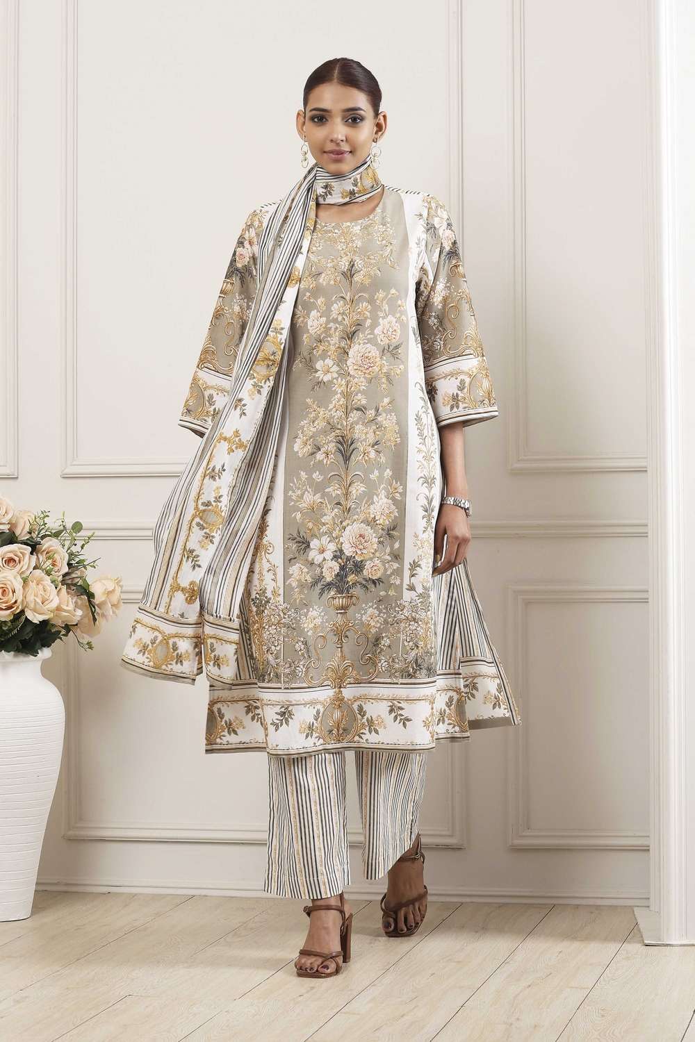 Floral-Cotton-Round-Neck-Women-Kurta-with-Pant-and-Dupatta