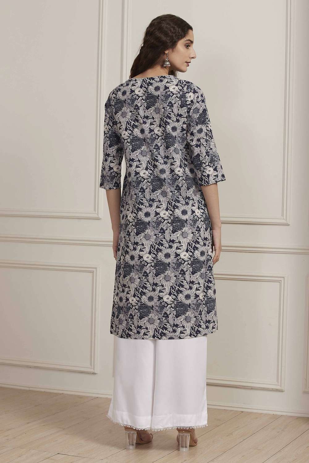 Floral-Cotton-Round-Neck-Women-Kurta