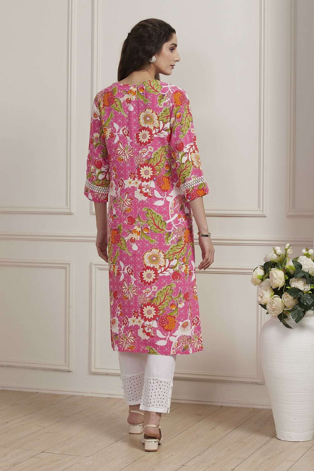 Floral-Viscose-V-Neck-Women-Kurta