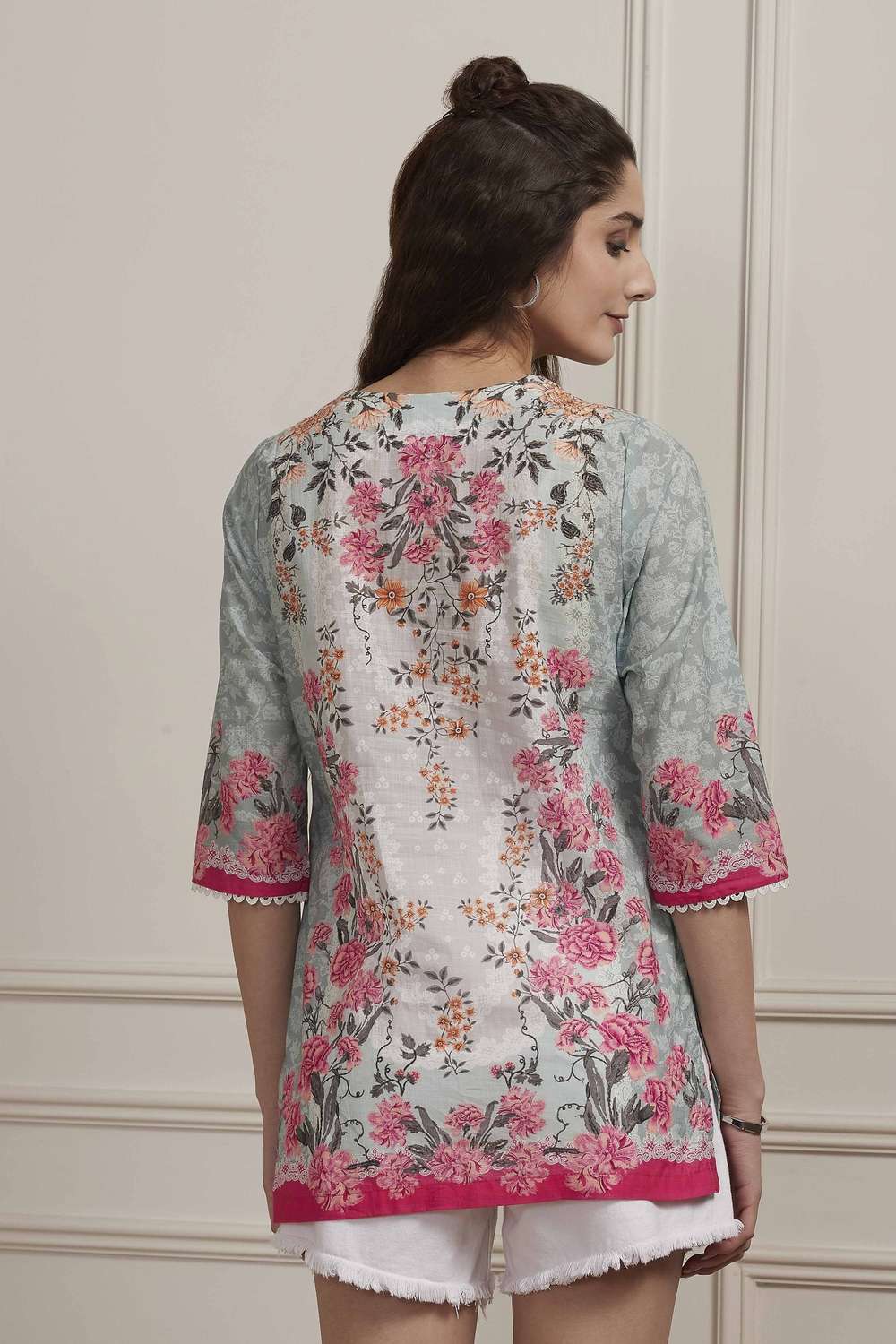 Floral-Cotton-Round-Neck-Women-Kurta
