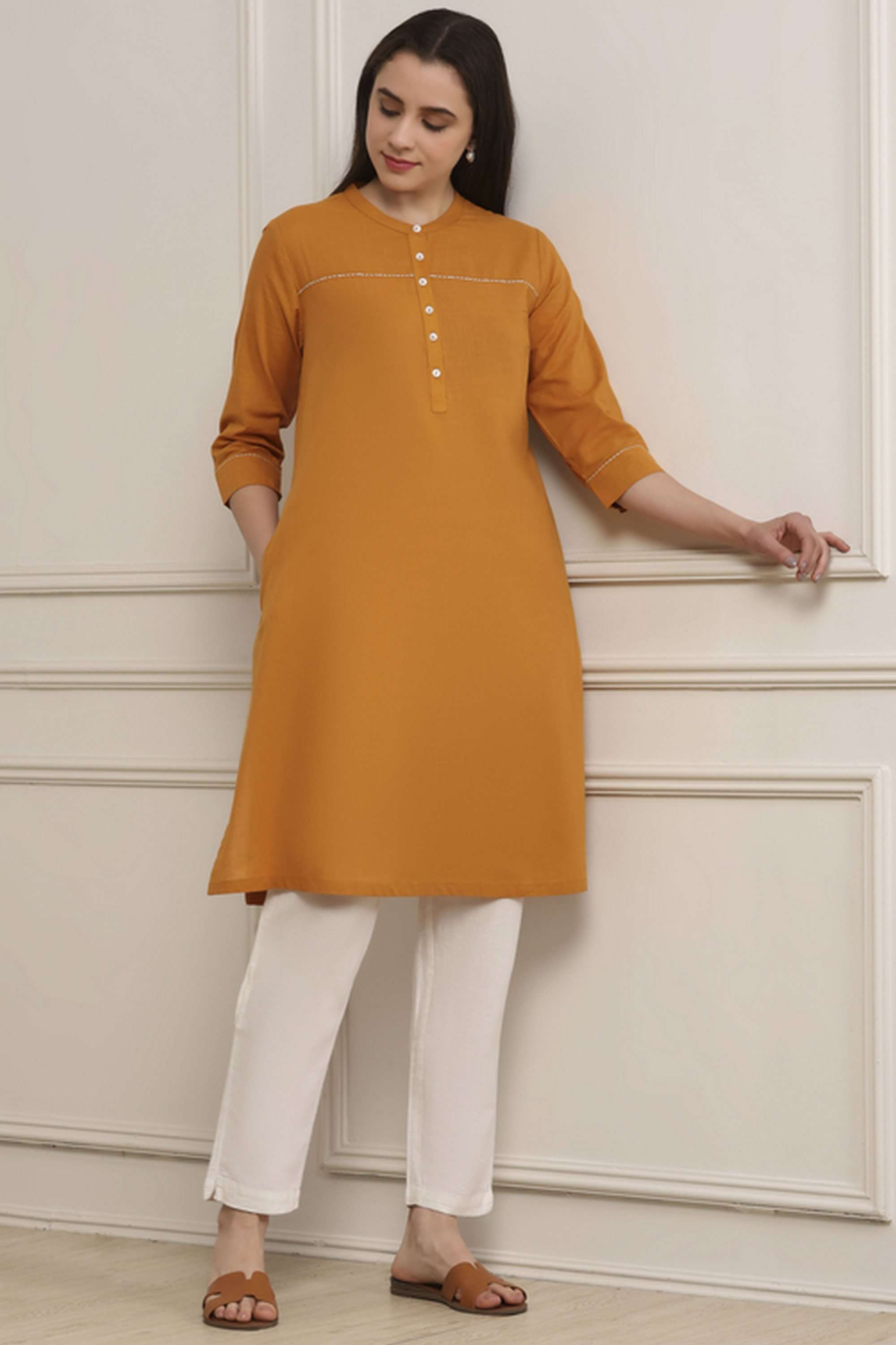 Textured-Cotton-Women-Festive-Wear-Kurta