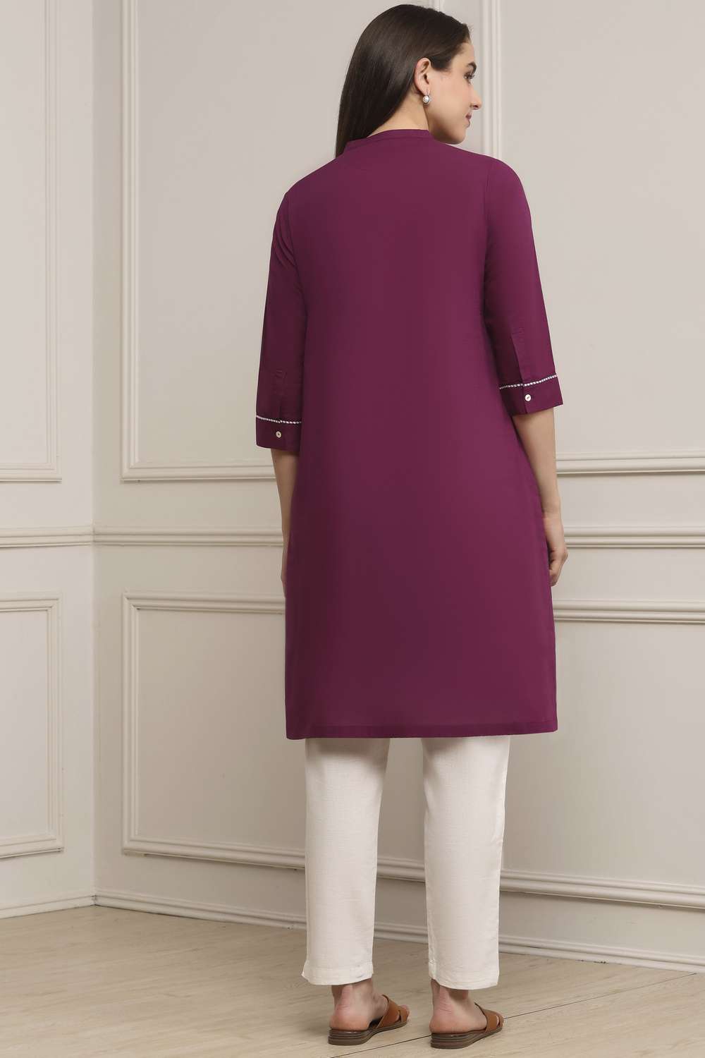 Solid-Cotton-Round-Neck-Women-Kurta