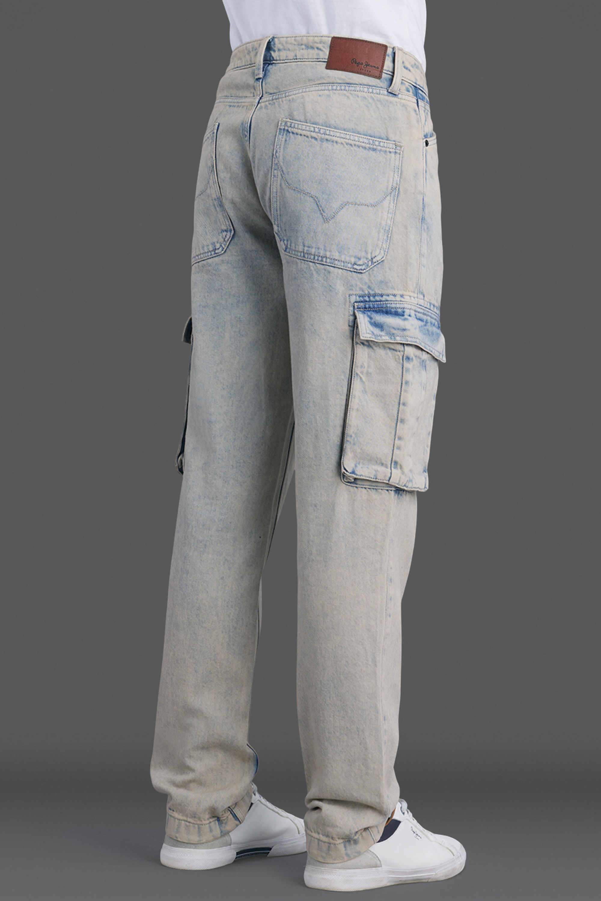 Solid-Cotton-Regular-Fit-Men-S-Jeans