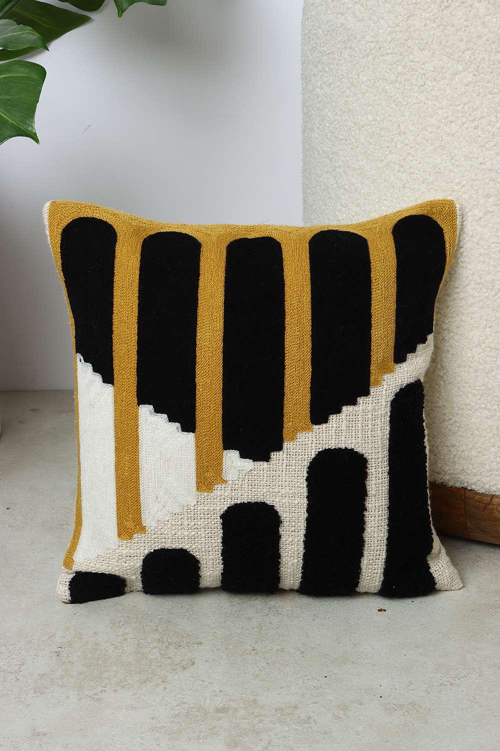 Modern-Luxe-Citadel-Arch-Black-Cushion-Cover-30x30-cm