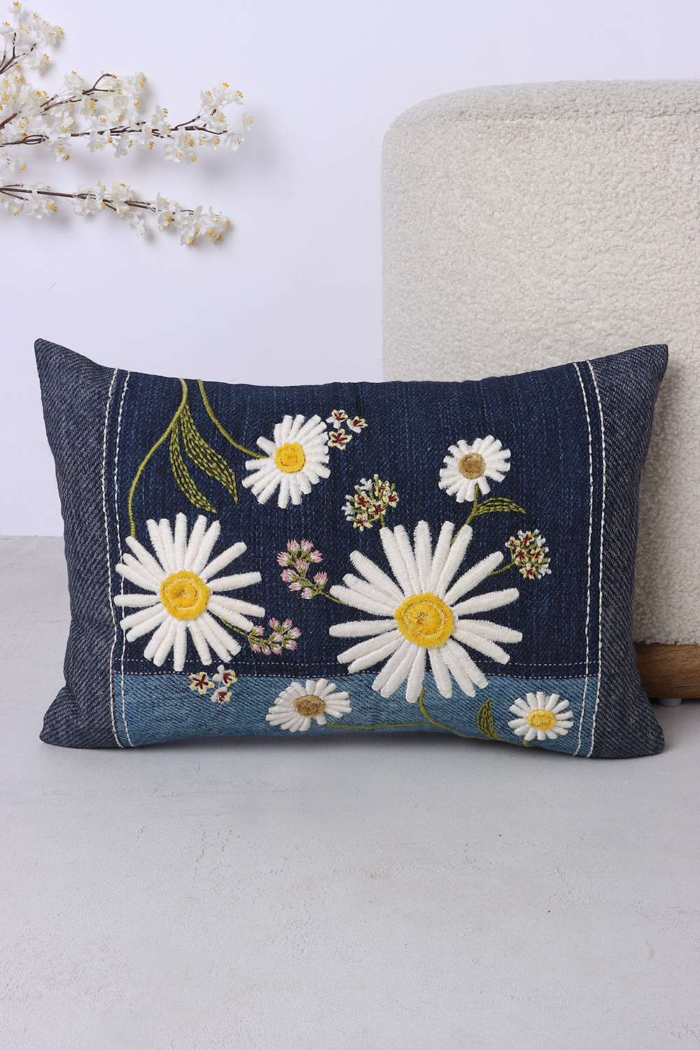 Poetic-Opulence-Meadow-Floral-Blue-Cushion-Cover-30x45-cm