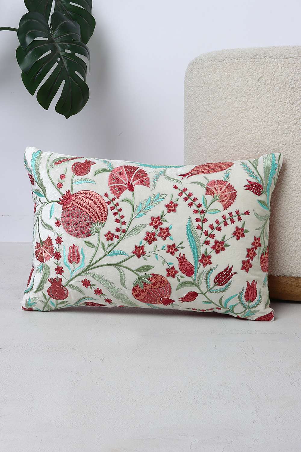 Global-Indian-Anaar-Buta-White-Cushion-Cover-30x45-cm