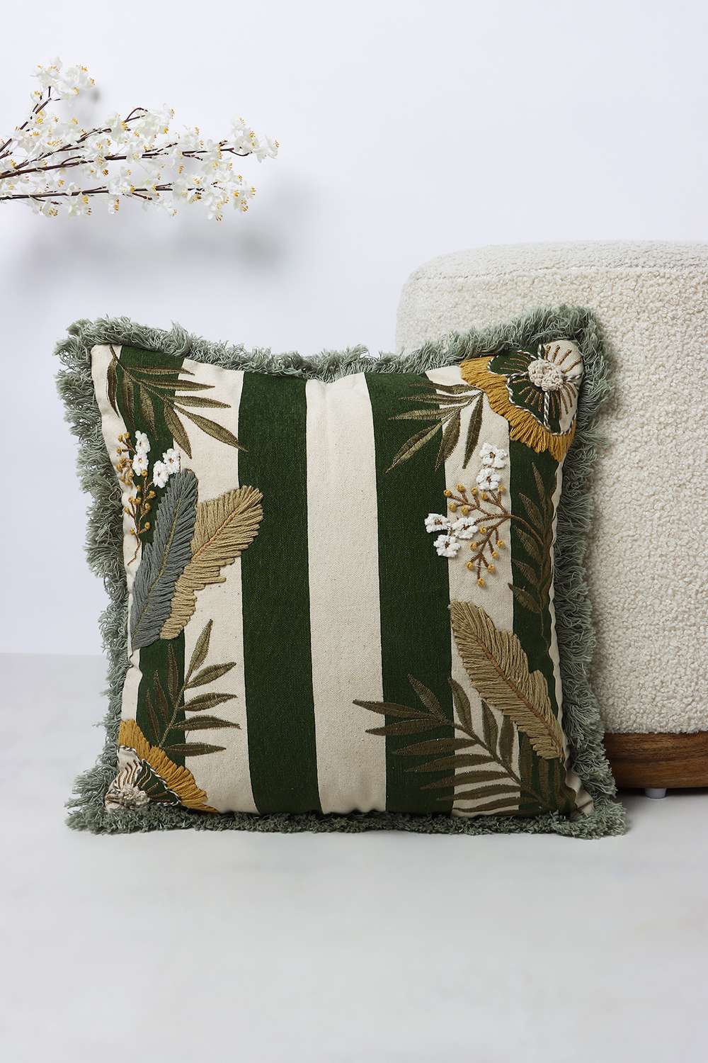 Urban-Oasis-Bahamas-Resort-Green-Cushion-Cover-40x40-cm