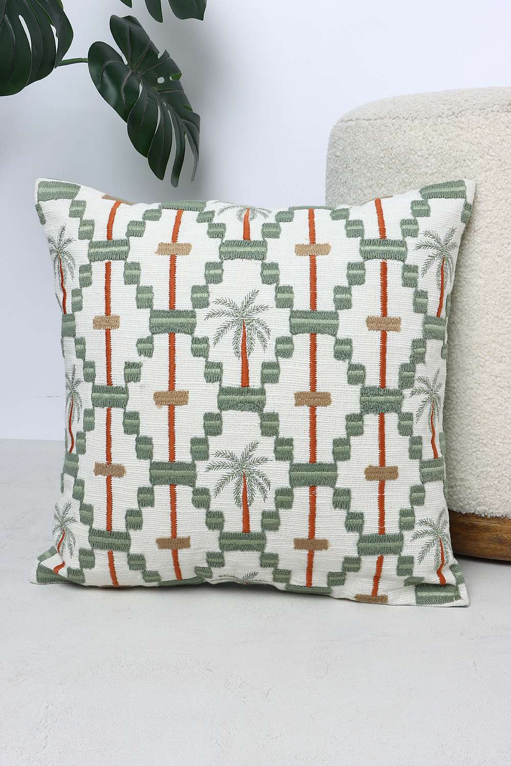 Urban-Oasis-Palm-Cove-Drift-Green-Cushion-Cover-40x40-cm