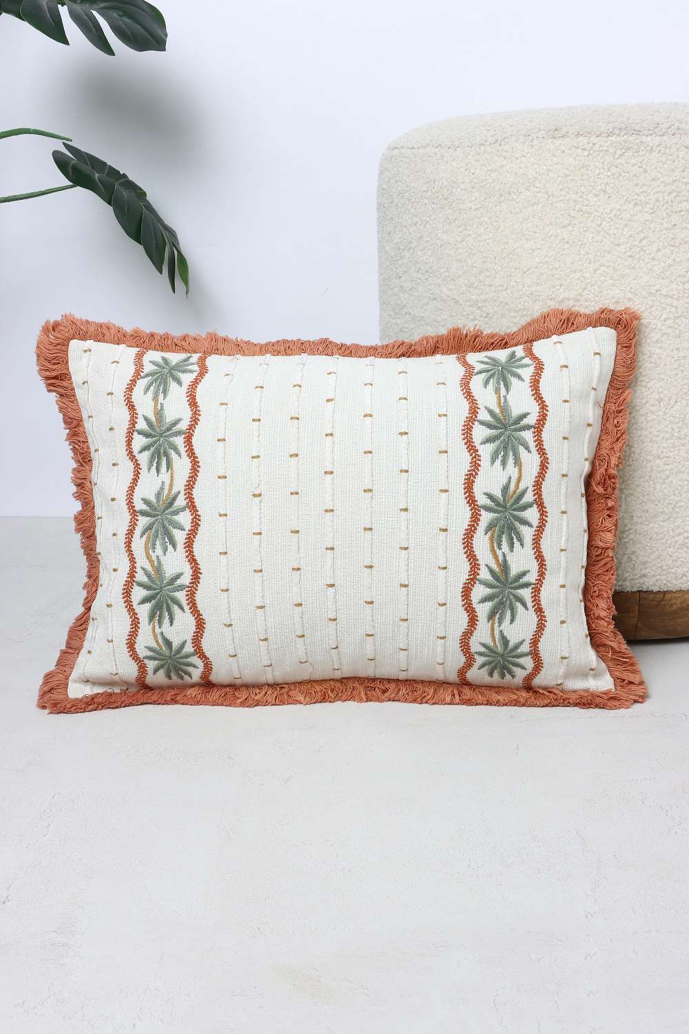 Urban-Oasis-Palm-Cove-Drift-Green-Cushion-Cover-30x45-cm