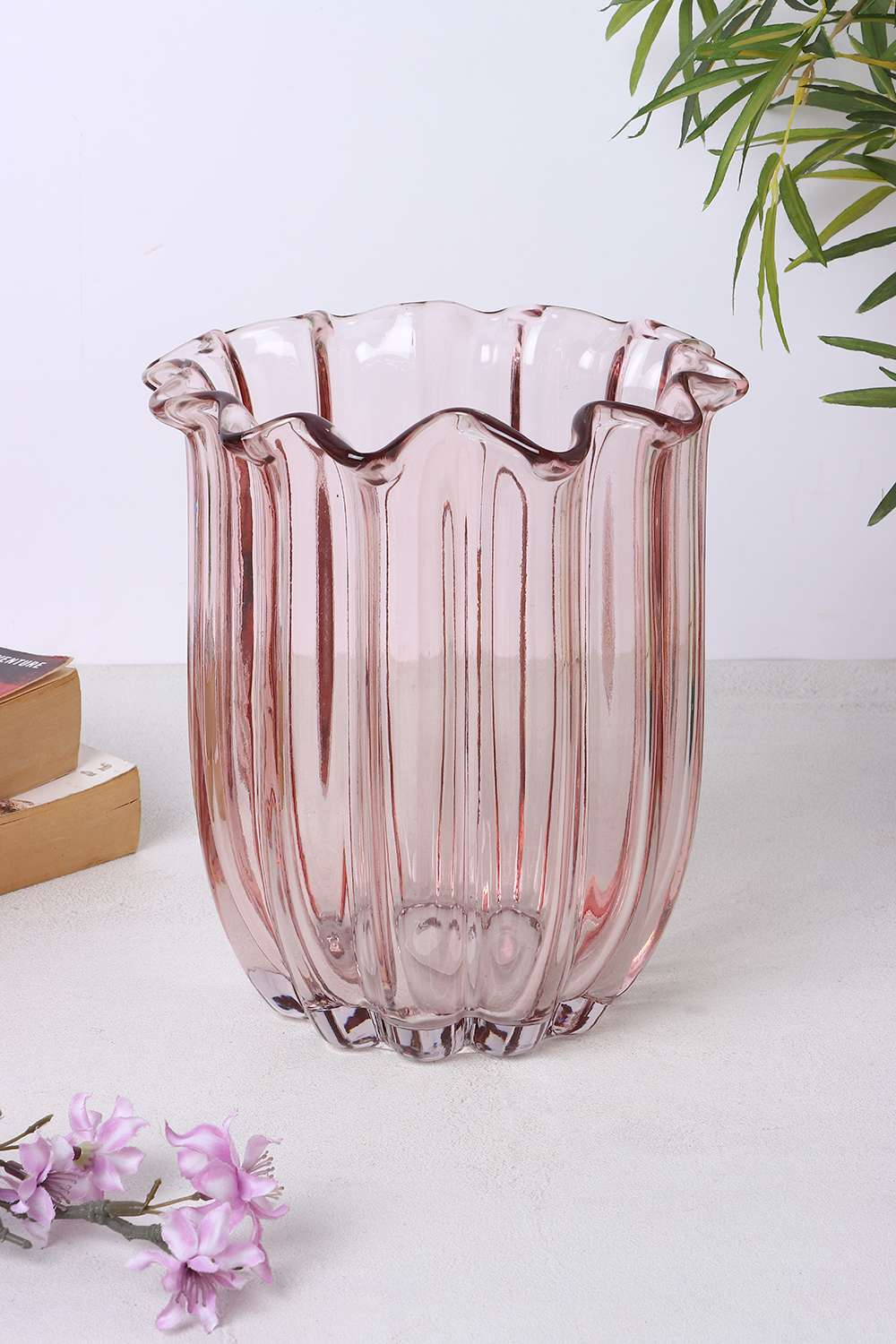 Poetic-Opulense-Sterling-Flr-Rim-Glass-Vase-Pink-20Cm