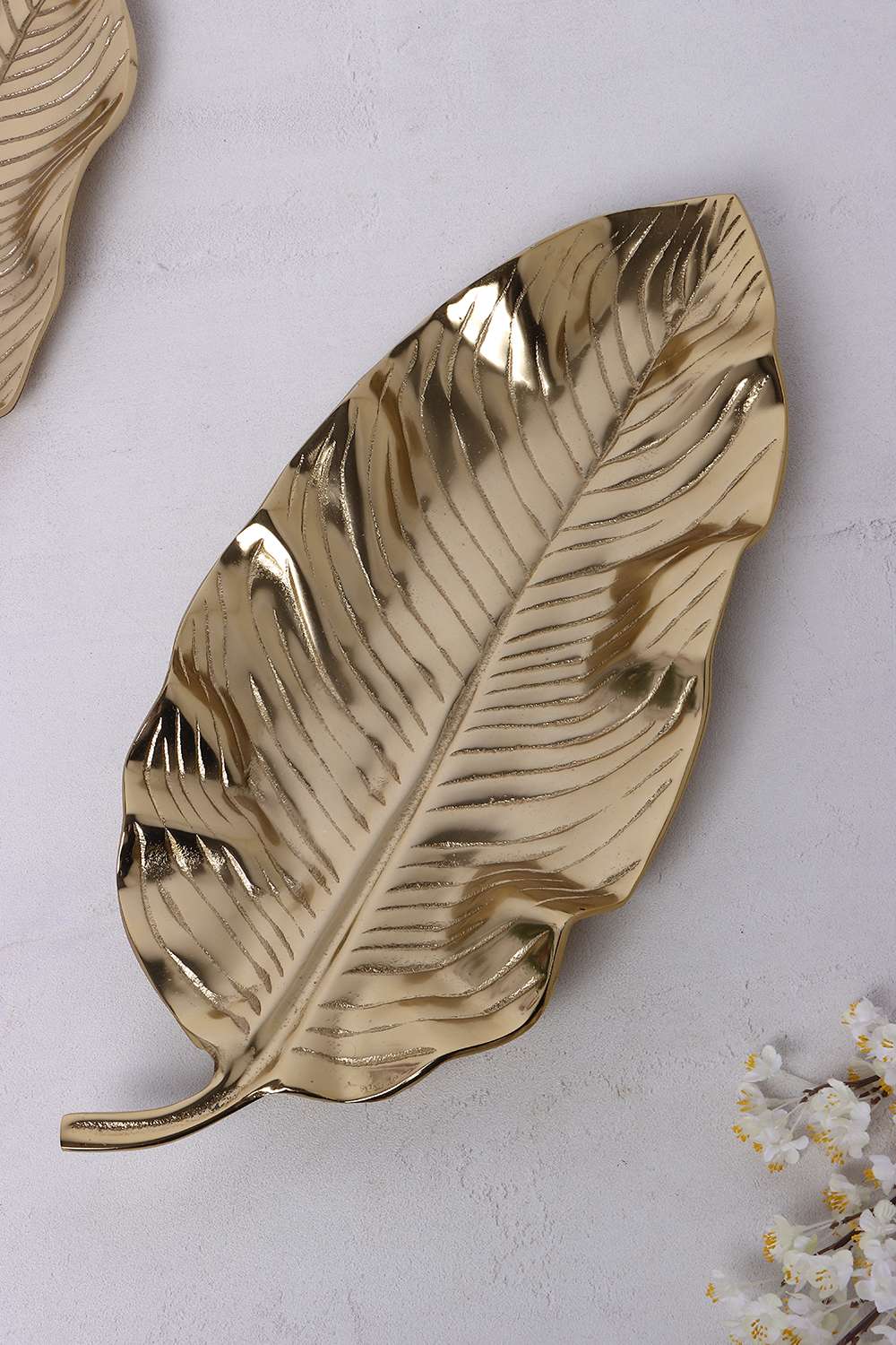 Aurielle-Leaf-Metal-Casted-Platter-50Cm