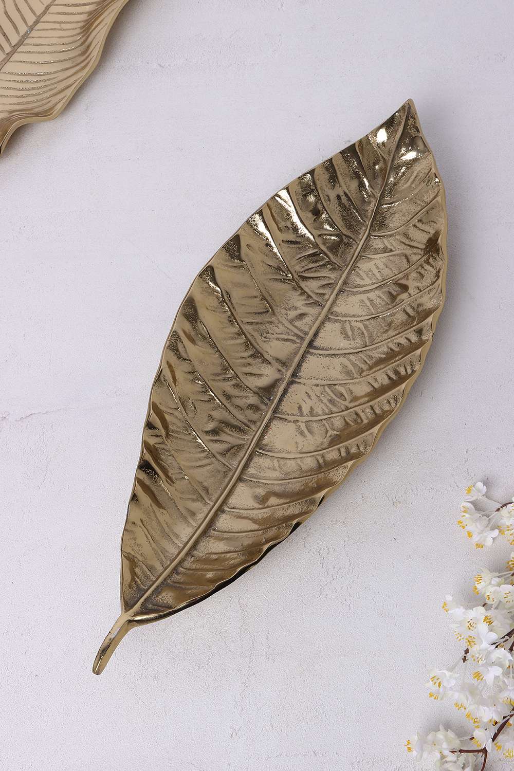 Aurielle-Gold-Leaf-Metal-Casted-Platter-49Cm