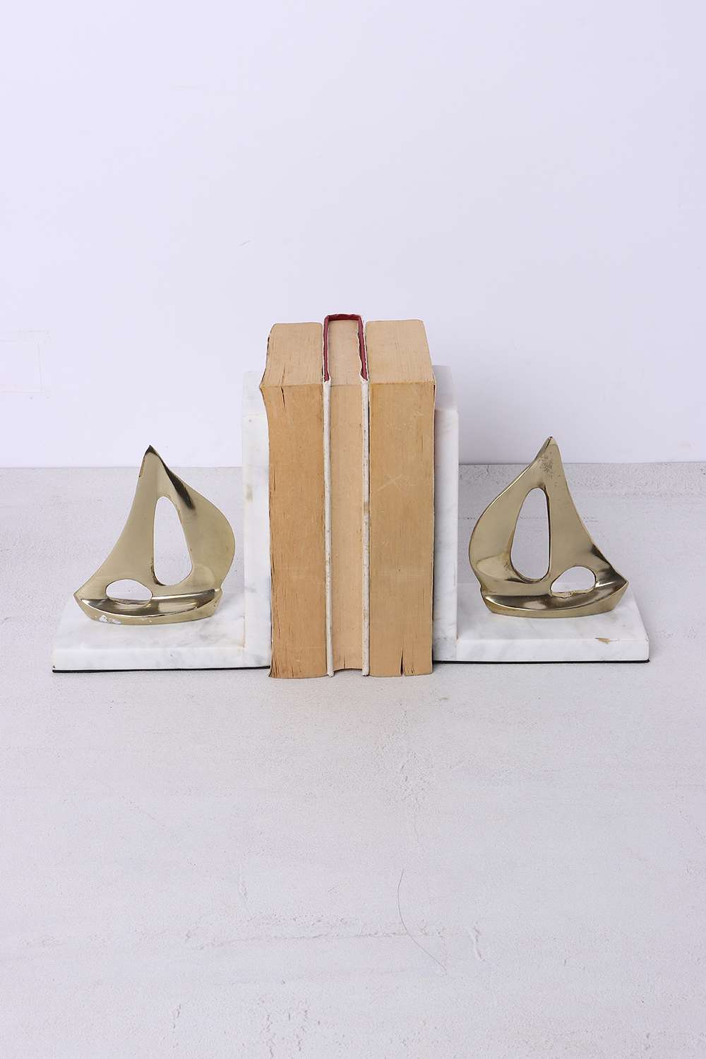 Stack-Boat-Bookend-With-Marbel-Bs-15Cm